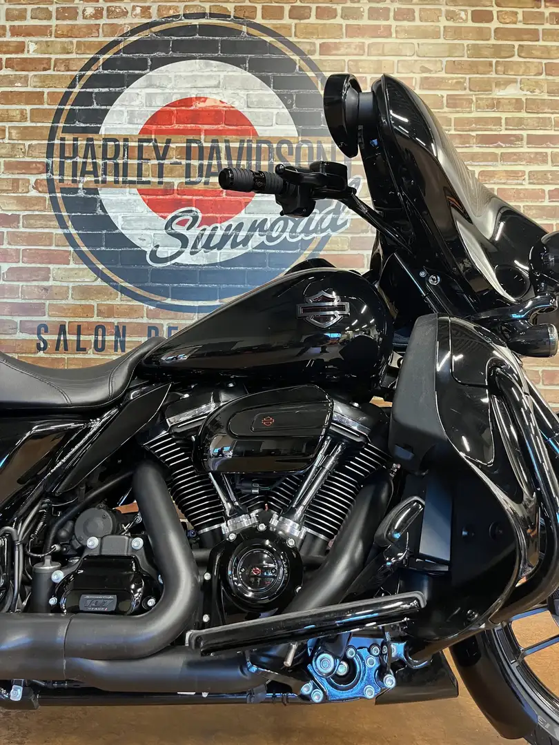 Harley-Davidson Street Glide - 2