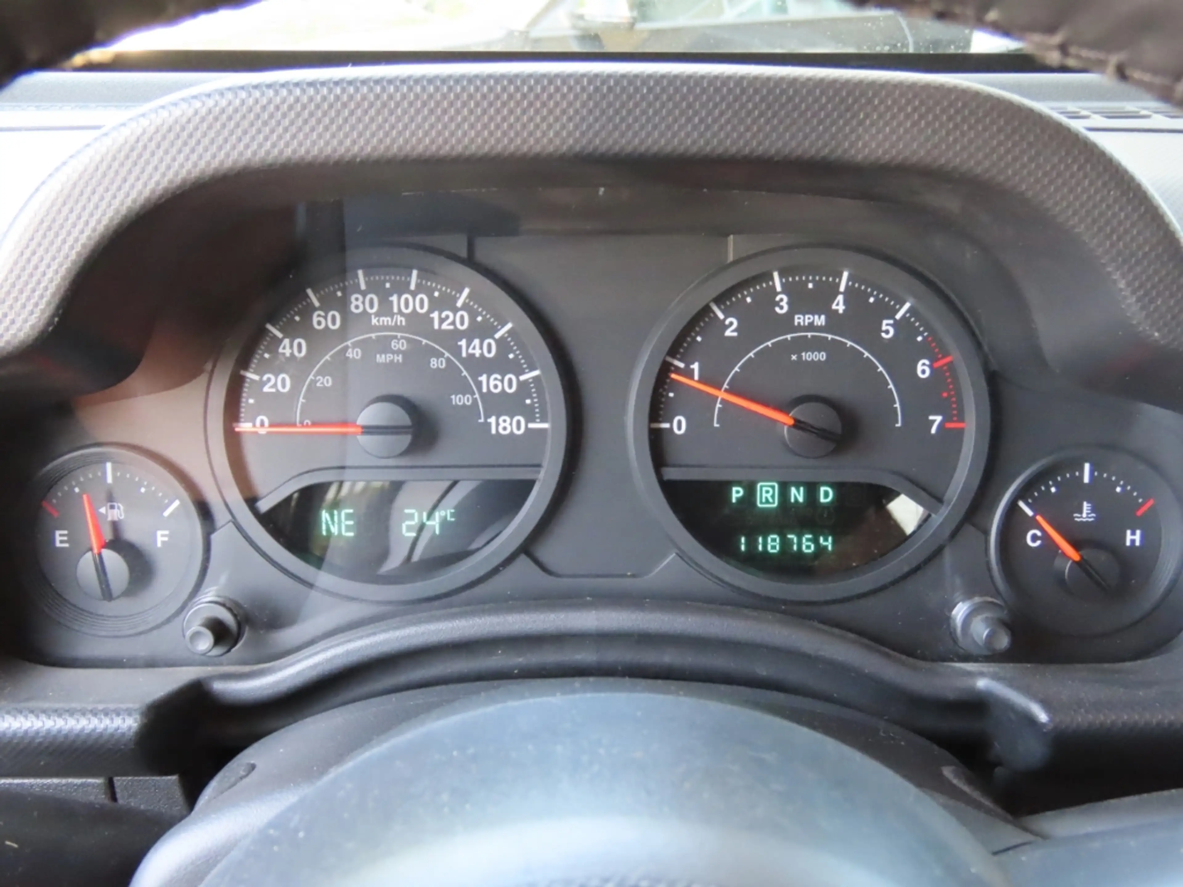 Jeep Wrangler Unlimited Sport 3.8 Soft-&Hardtop*AHK — photo 13