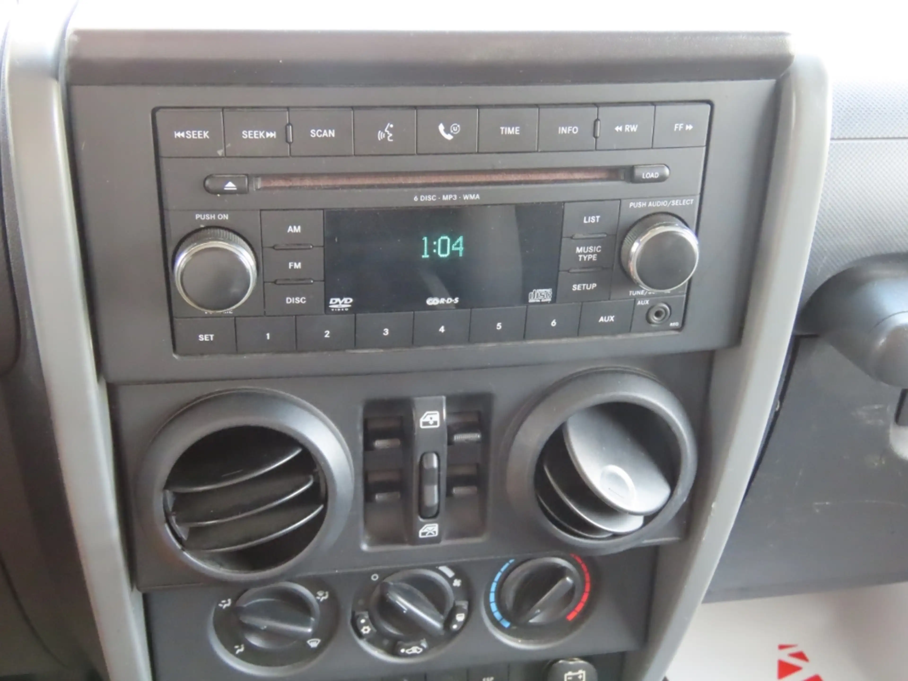 Jeep Wrangler Unlimited Sport 3.8 Soft-&Hardtop*AHK — photo 14