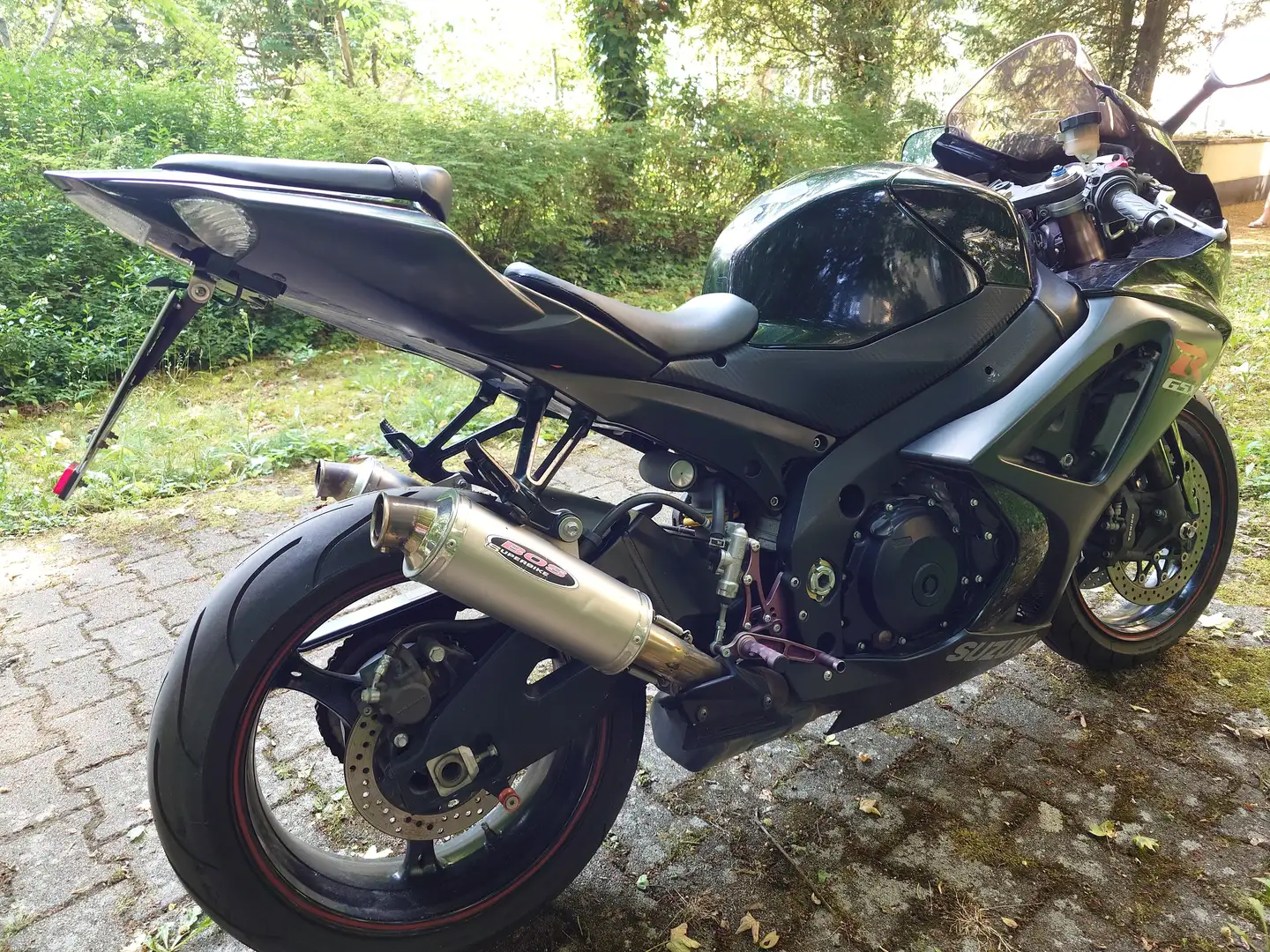 Suzuki GSX-R 1000 K8 Zwart - 2