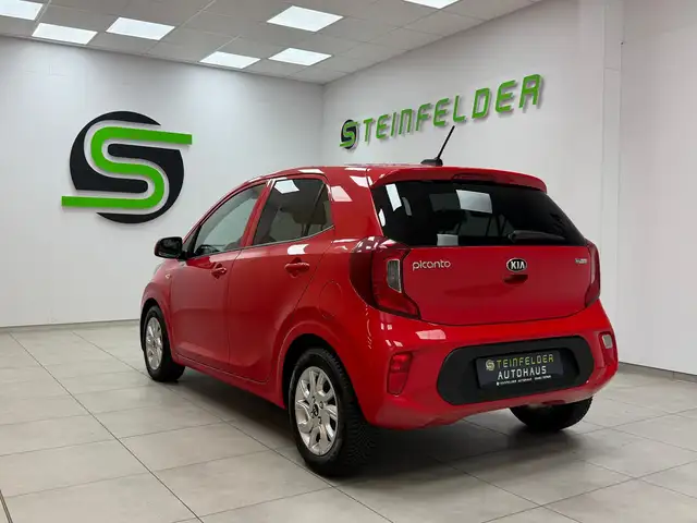 Kia Picanto view 5