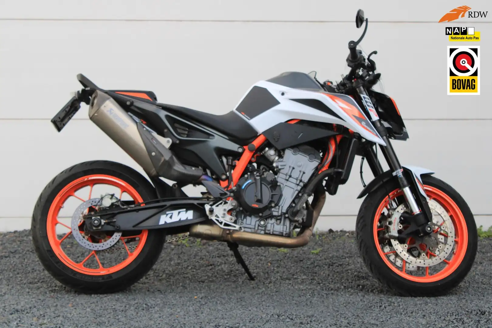 KTM 890 Duke R ABS Negro - 1