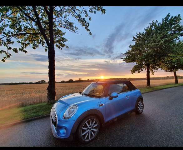 Imagine MINI Cooper D Cabrio