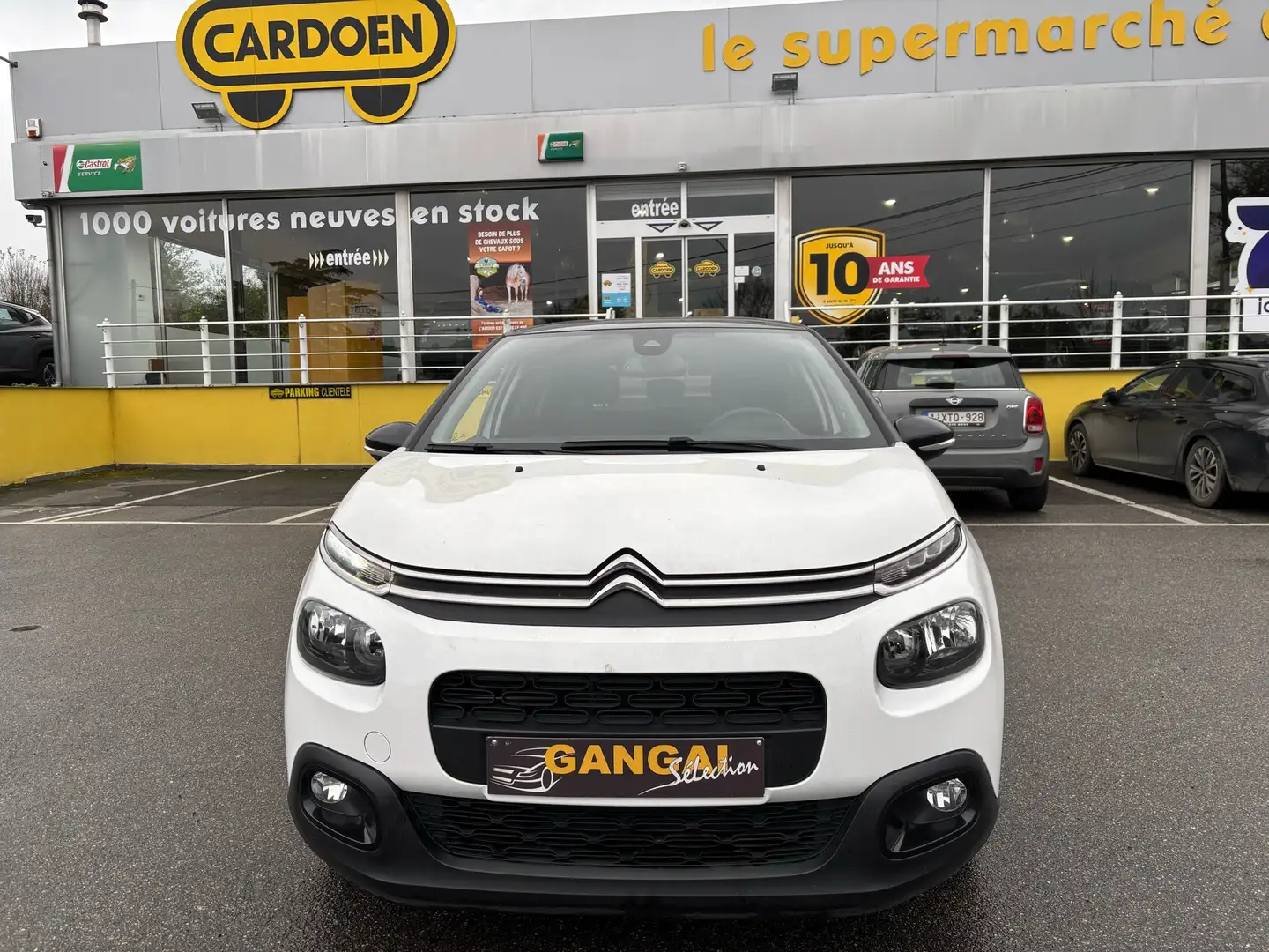 Citroen C3 1.2i PureTech Shine S *marchand export * Blanco - 2
