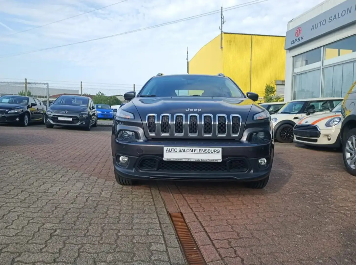 Jeep Cherokee Longitud*Allrad*1 Hand*Sitzheizung*AHK Last 2475Kg Grau - 2