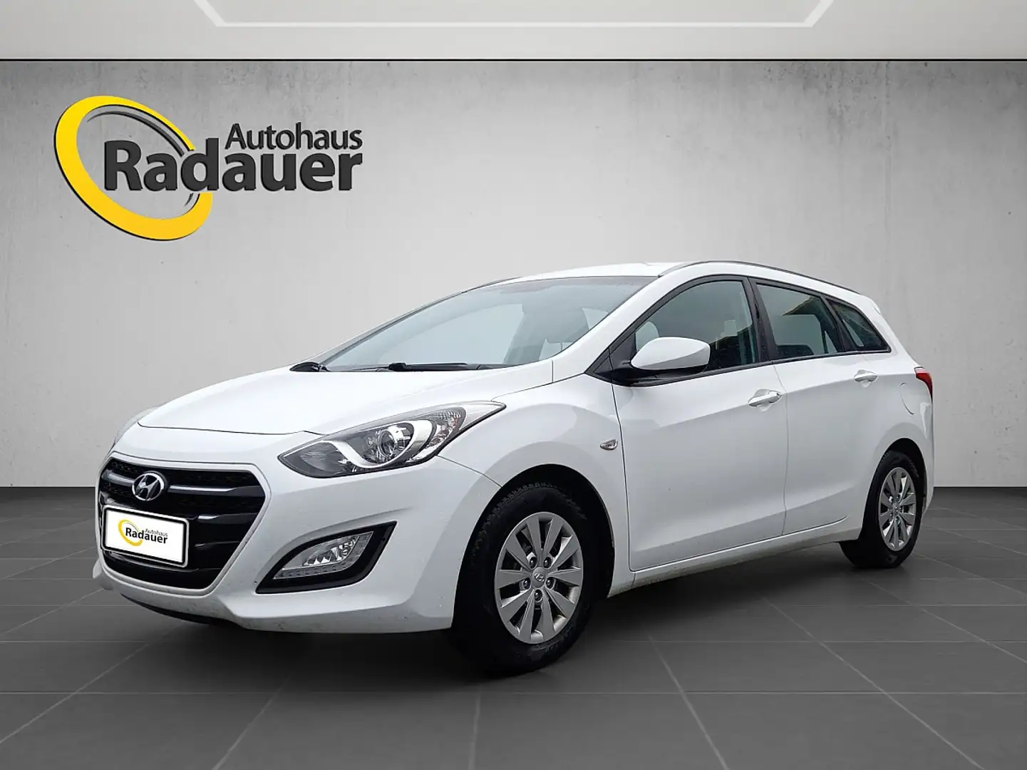 Hyundai i30 CW 1,6 CRDi Start/Stopp Weiß - 1