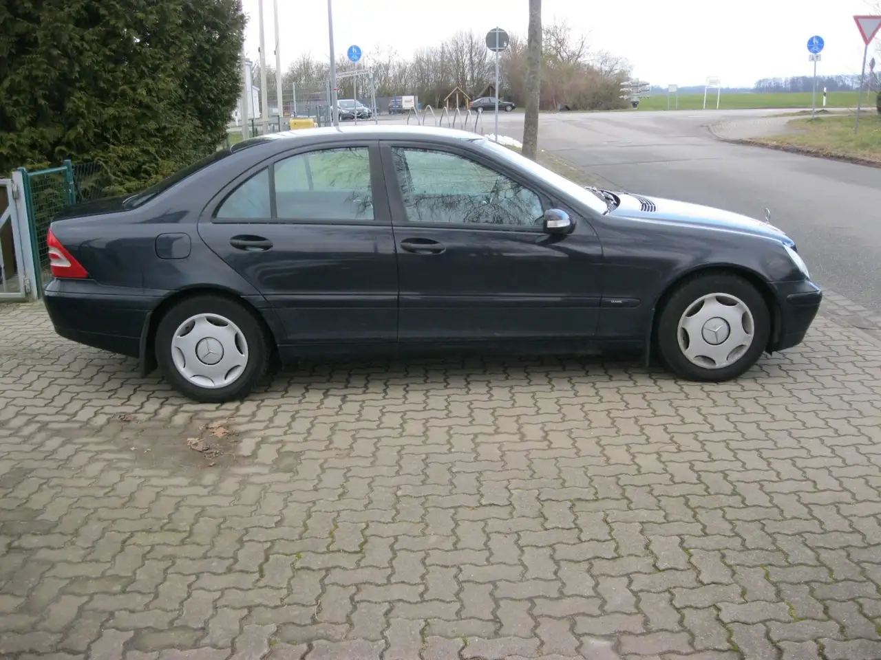 Mercedes-Benz C 180 Classic, foto 4