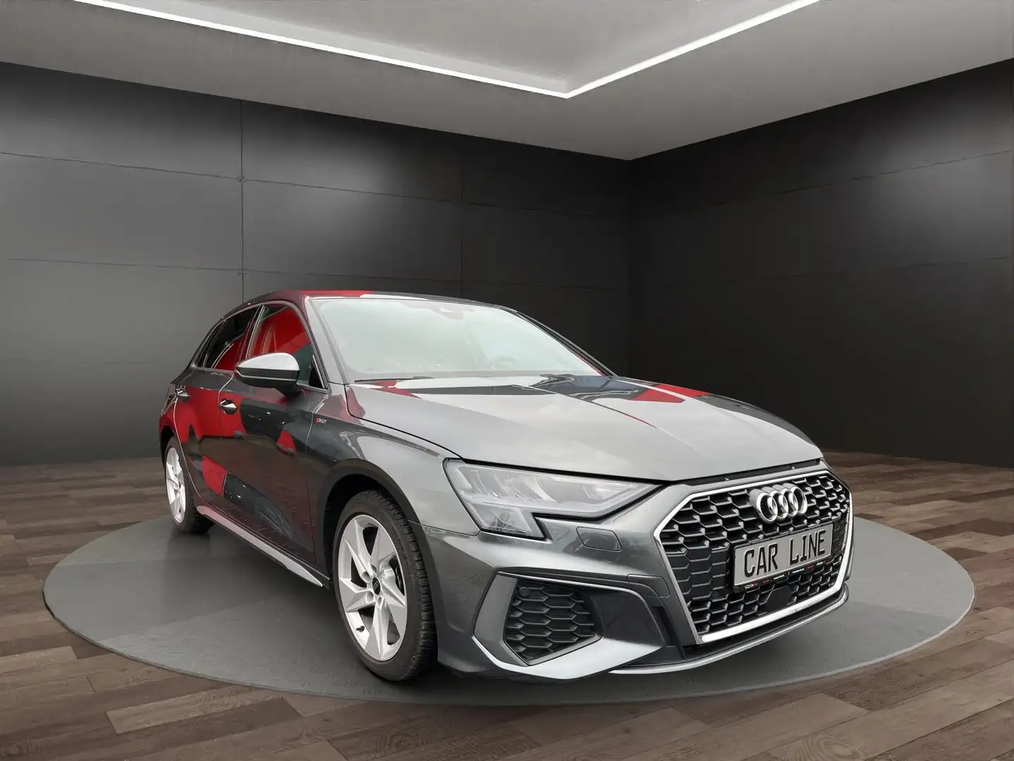 Audi A3 35TFSI S line*SHZ*NAV*MMI* Grijs - 2