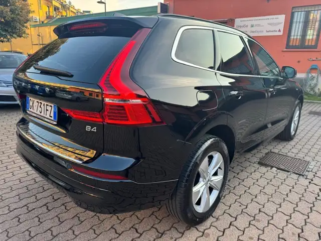 Volvo XC60 view 6