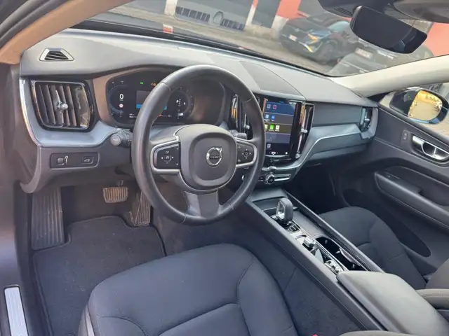 Volvo XC60 view 15
