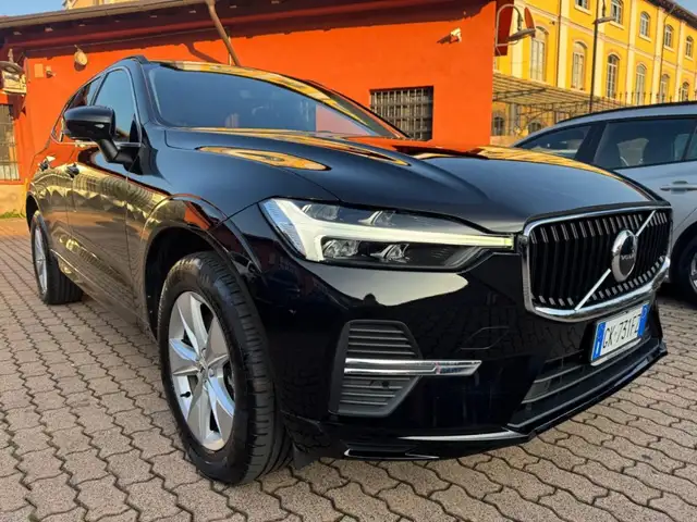 Volvo XC60 view 4