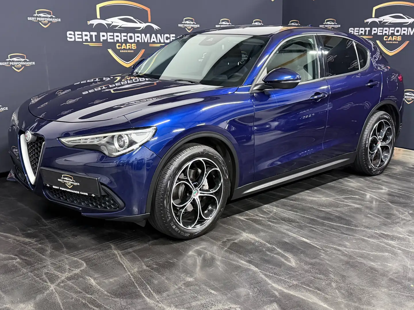 Alfa Romeo Stelvio Super 2WD Blau - 2