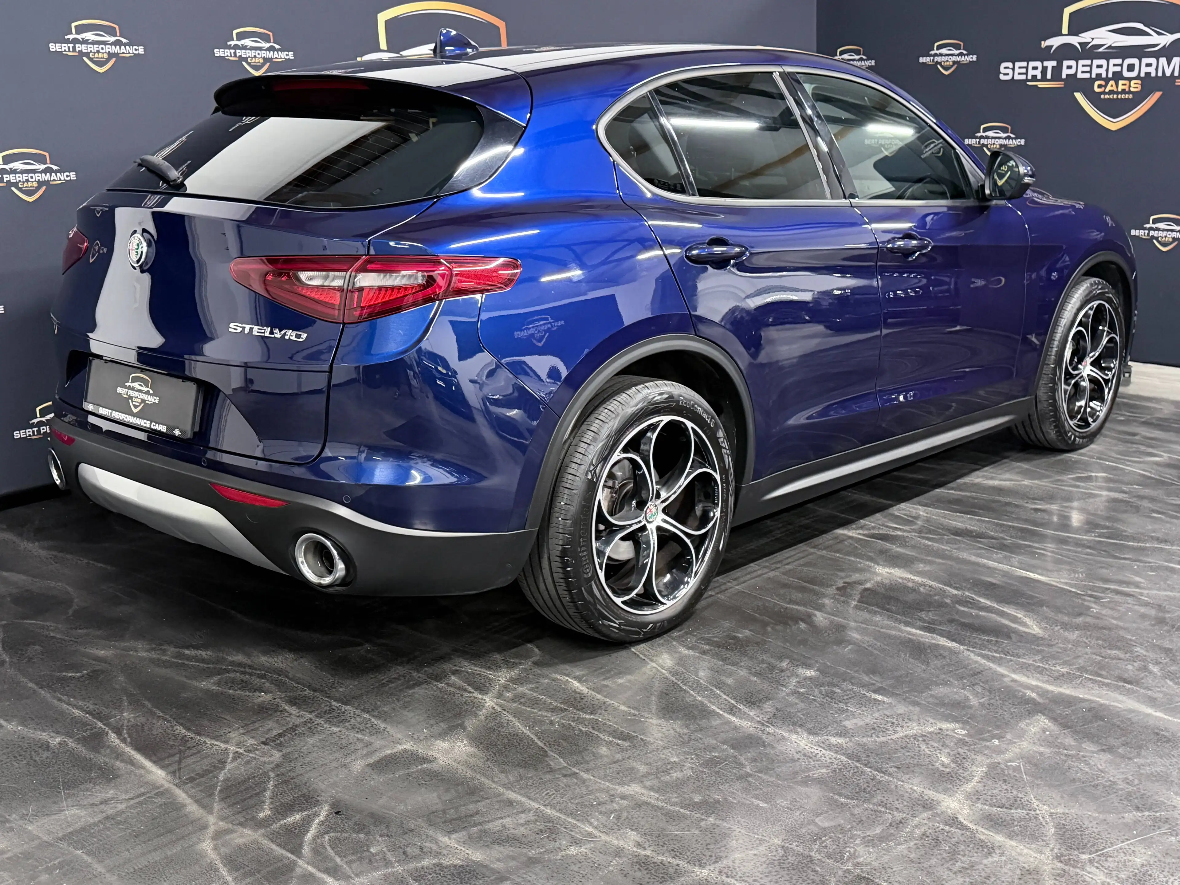 Alfa Romeo Stelvio Super 2WD — photo 13