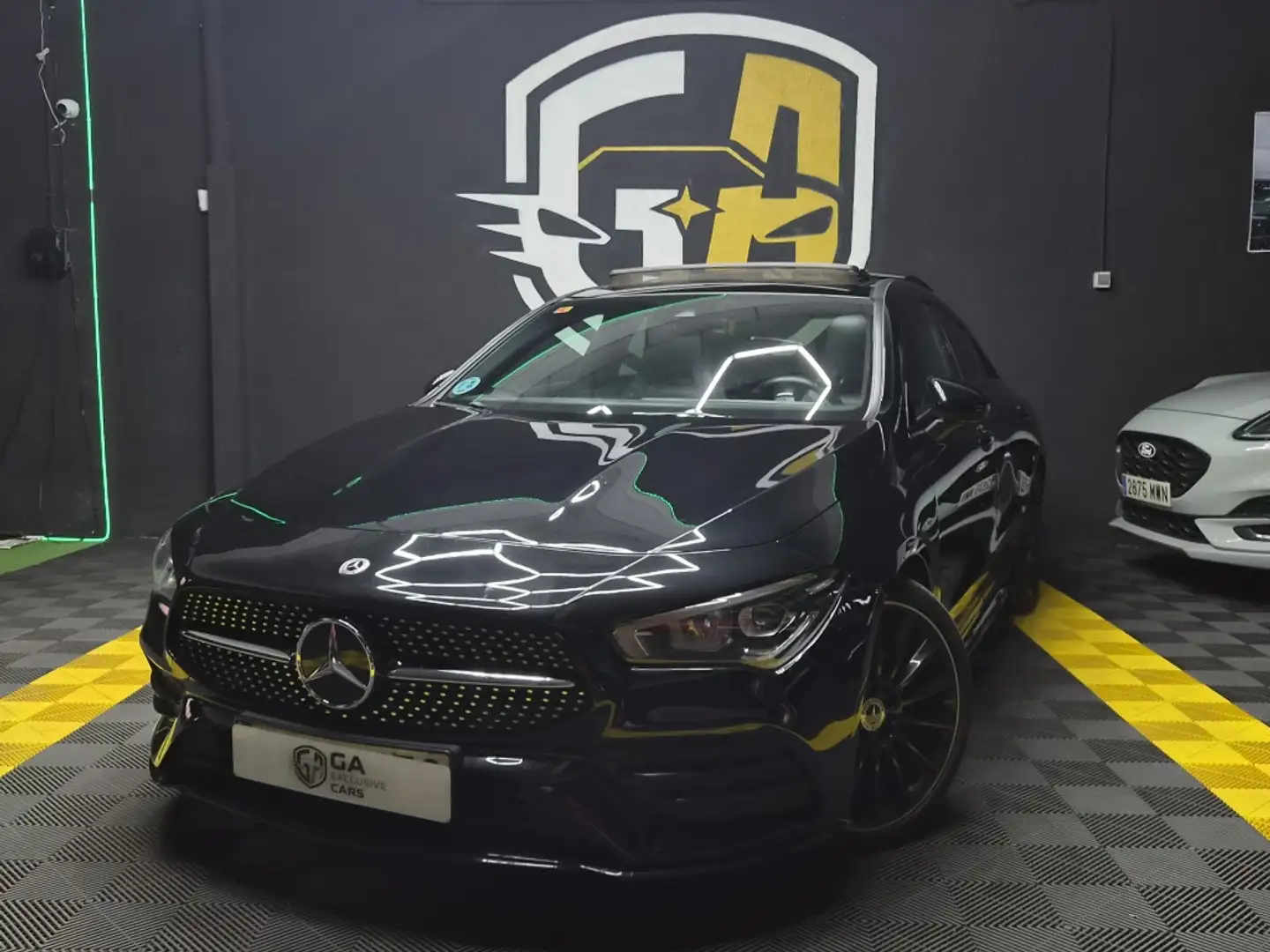 Mercedes-Benz CLA 220 220d Negro - 1