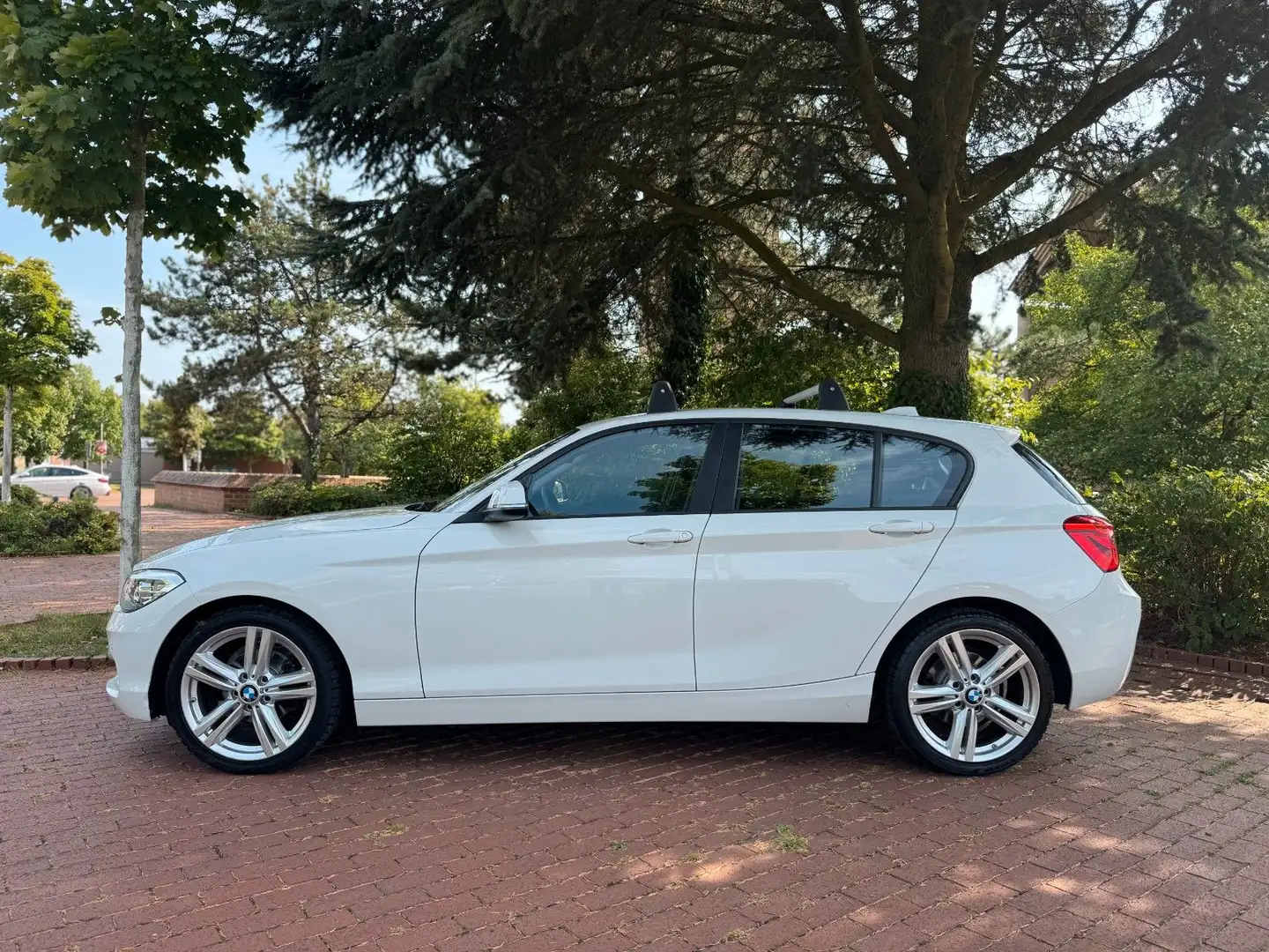 BMW 116 i Advantage|LED TFL|PDC|Sitzhzg|StartStop! Blanc - 2