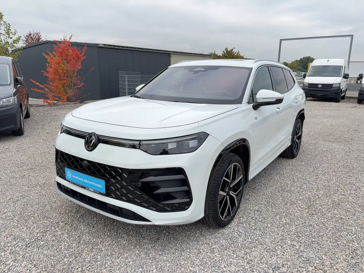 Volkswagen Tayron R-Line TDi DSG 4M CarPlay+Matrix+Pano+ACC Weiß - 2