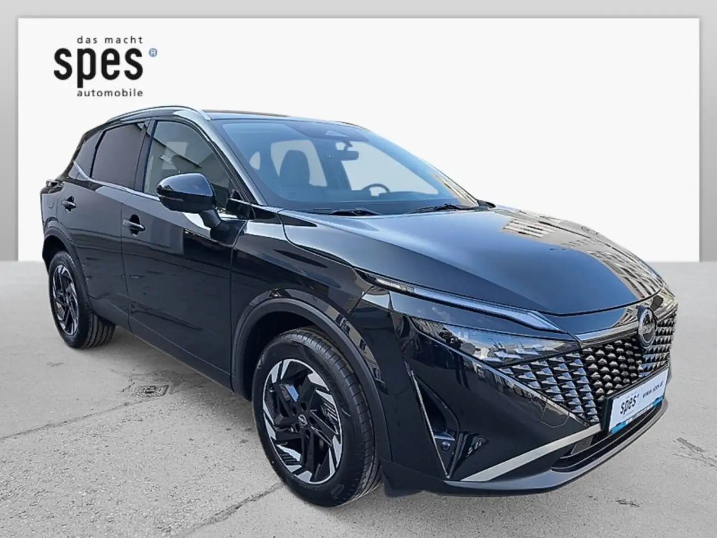 Nissan Qashqai N-CONNECTA+ 1.3 158PS XTR Schwarz - 1
