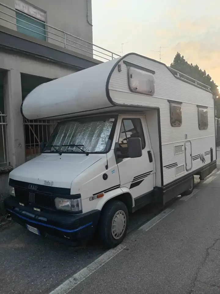 Fiat Ducato camper, foto 1