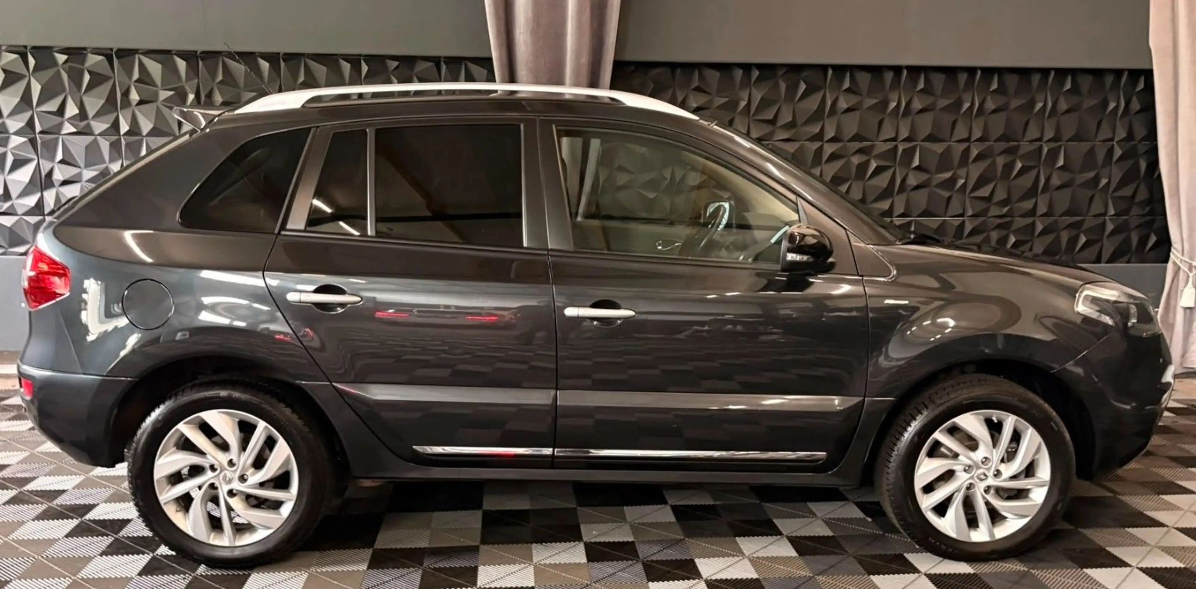 Renault Koleos Limited, Teilleder, Klima, AHK, Tempomat — photo 9