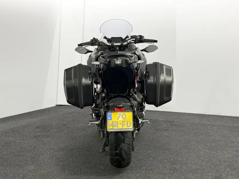 Yamaha Niken - foto 6