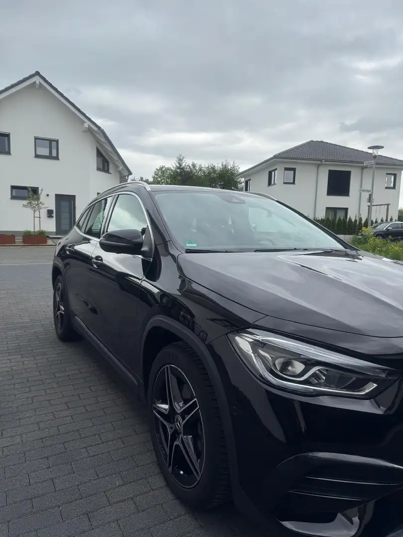 Mercedes-Benz GLA 200 GLA 200 7G-DCT Noir - 2