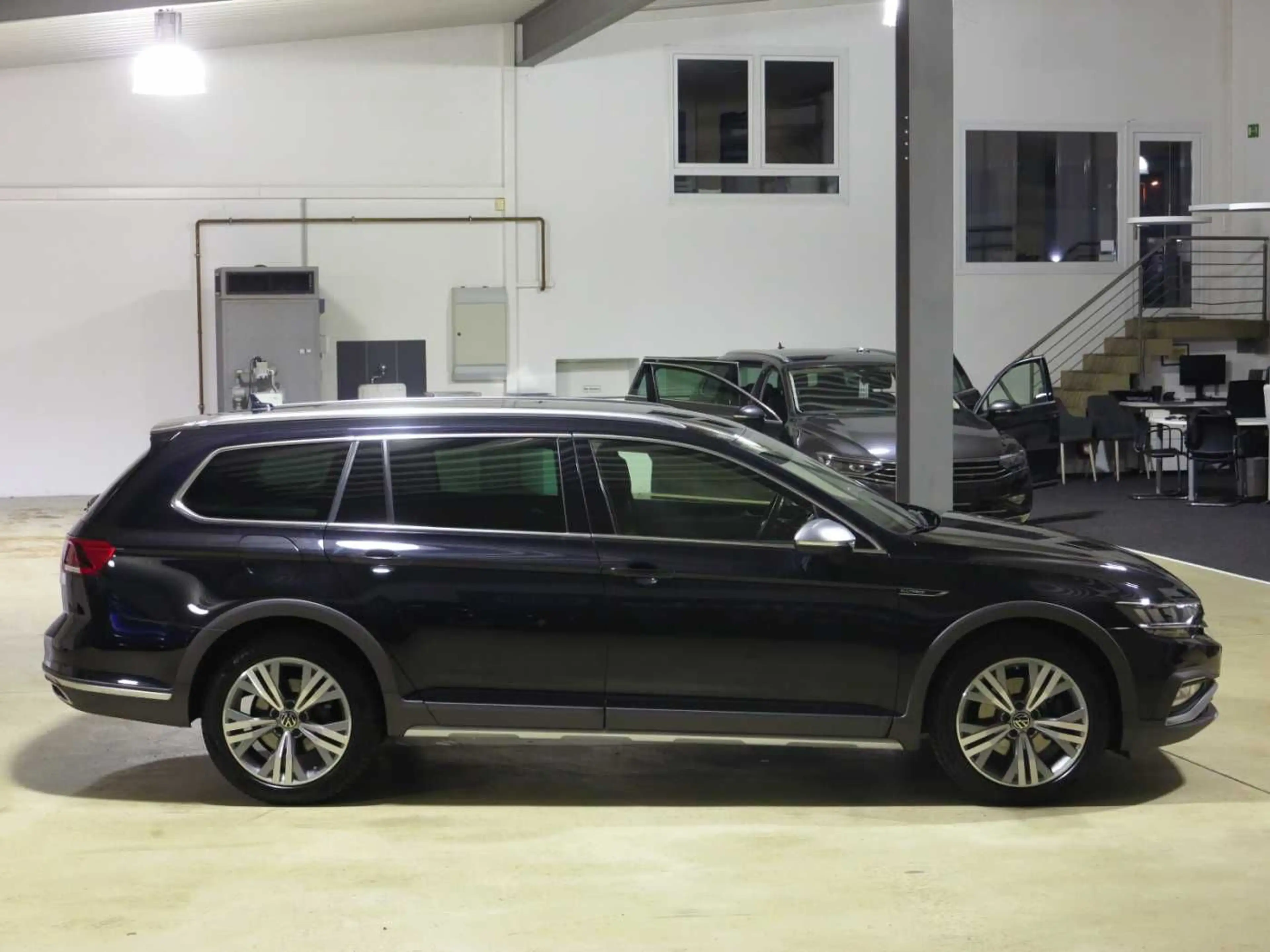 Volkswagen Passat Alltrack Passat Variant 2.0 TDI DSG7 4Mot Alltrack Navi — photo 13