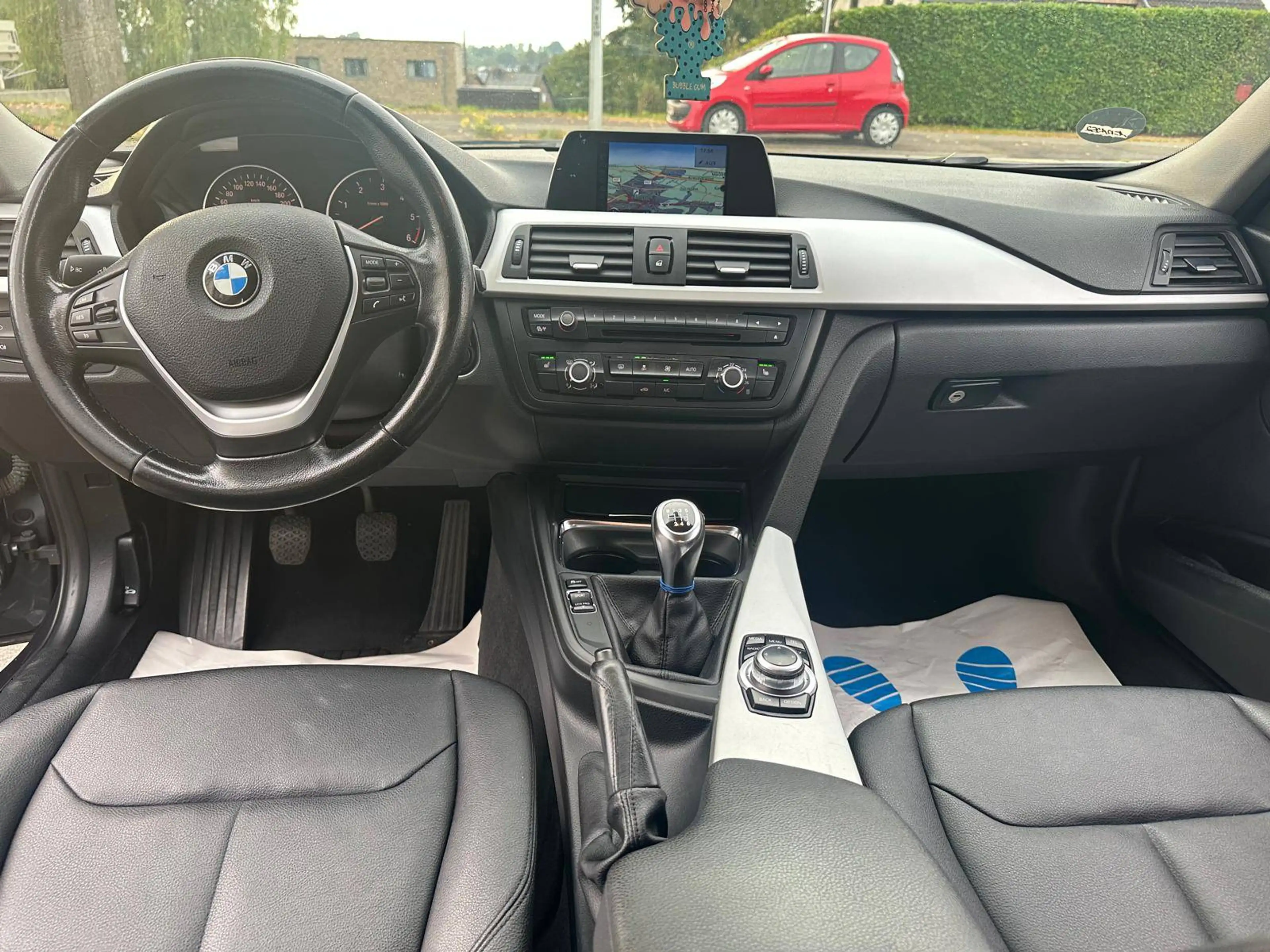 BMW 316 316 d — photo 7