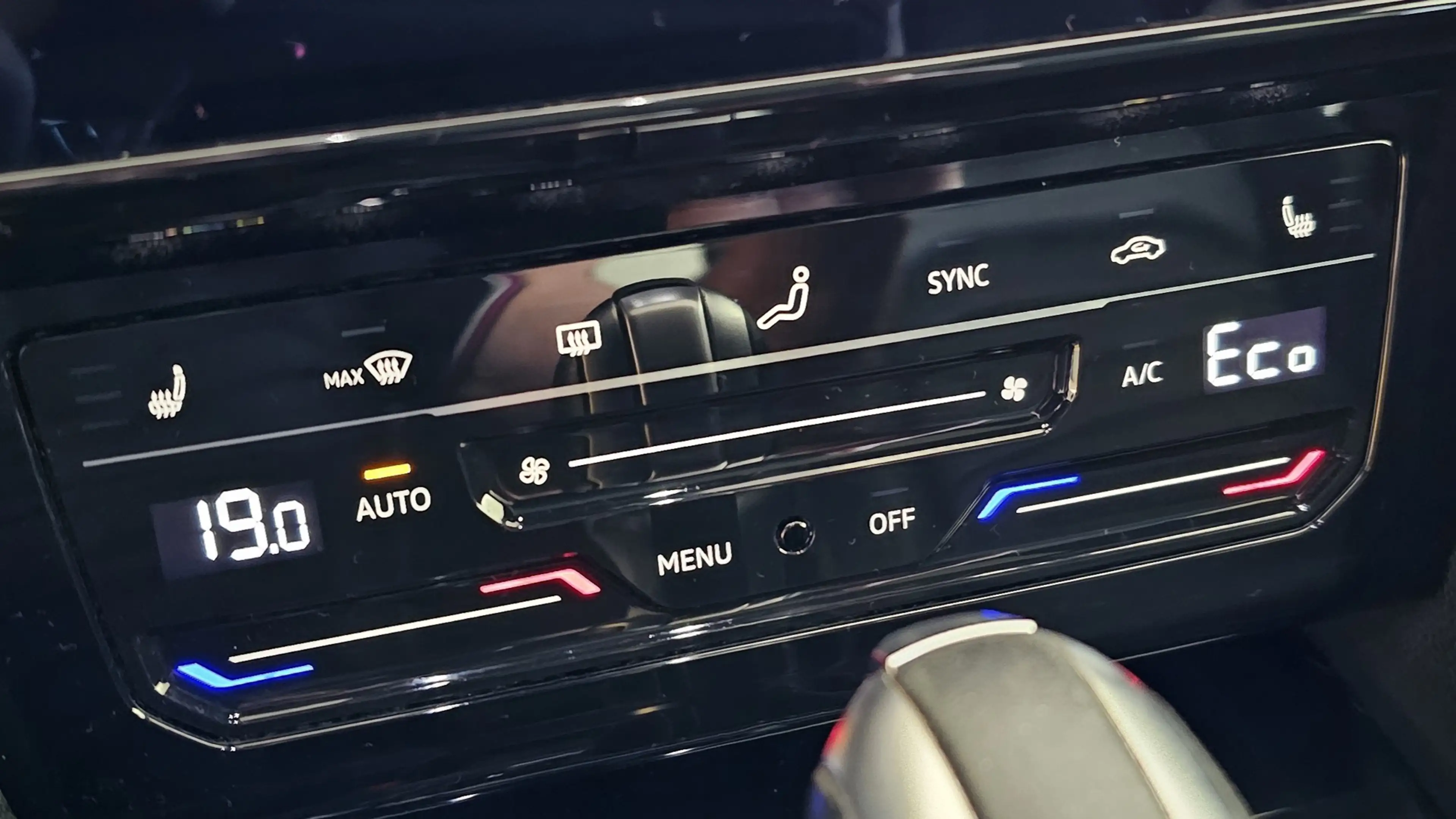 Volkswagen Arteon Shooting Brake 1.4 TSI eHybrid R-Line Business — photo 10