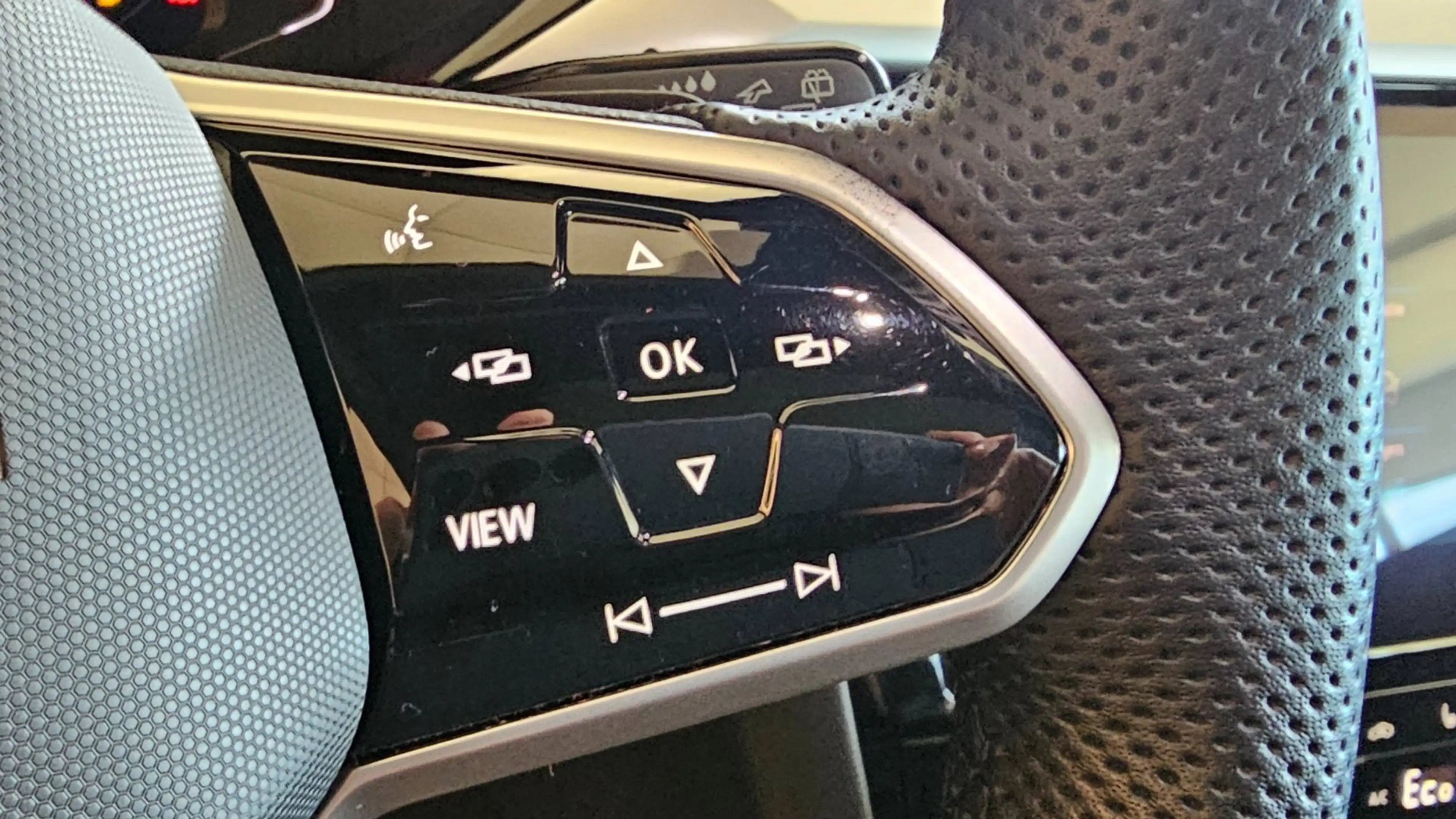 Volkswagen Arteon Shooting Brake 1.4 TSI eHybrid R-Line Business — photo 20