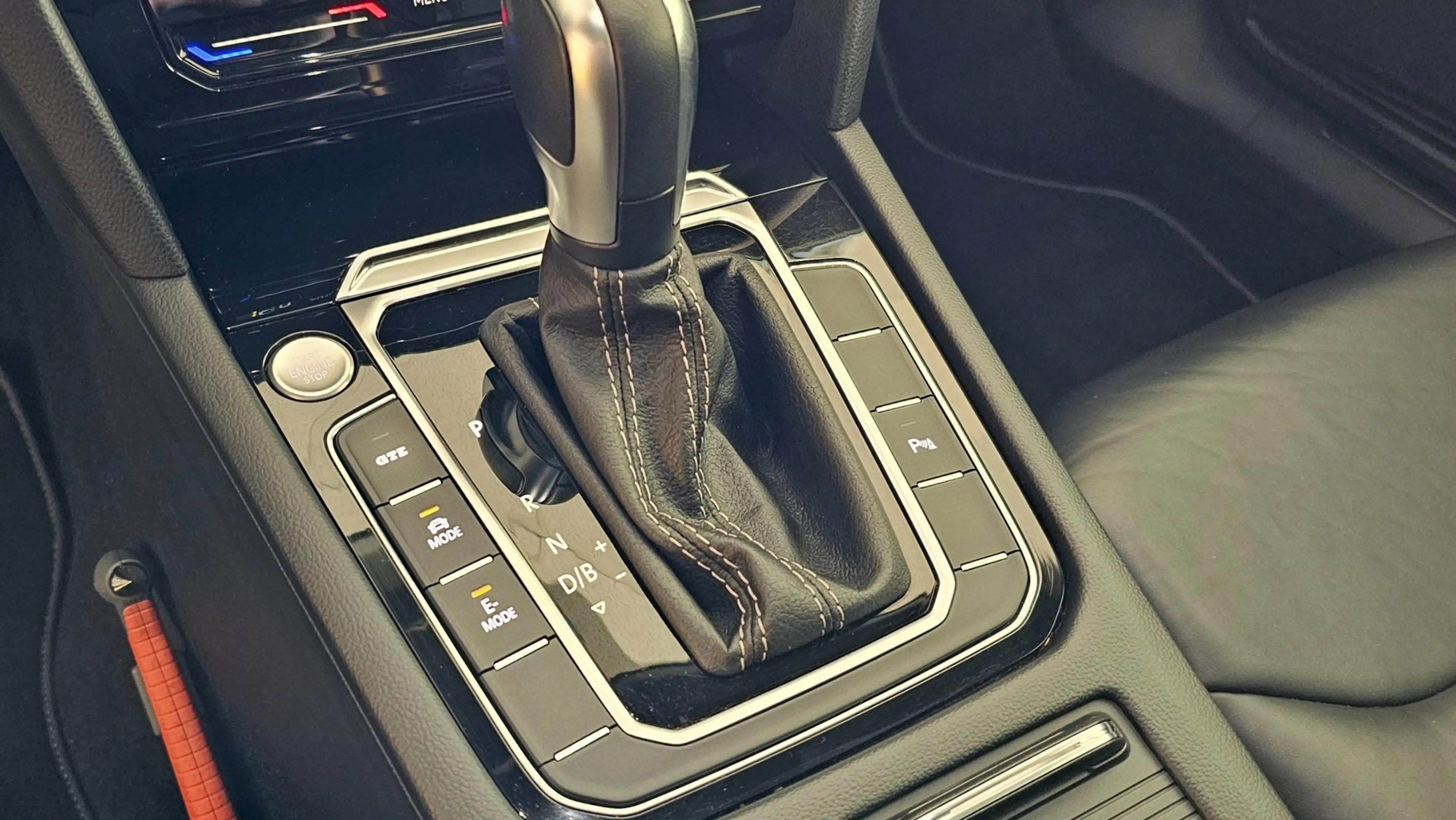 Volkswagen Arteon Shooting Brake 1.4 TSI eHybrid R-Line Business — photo 12