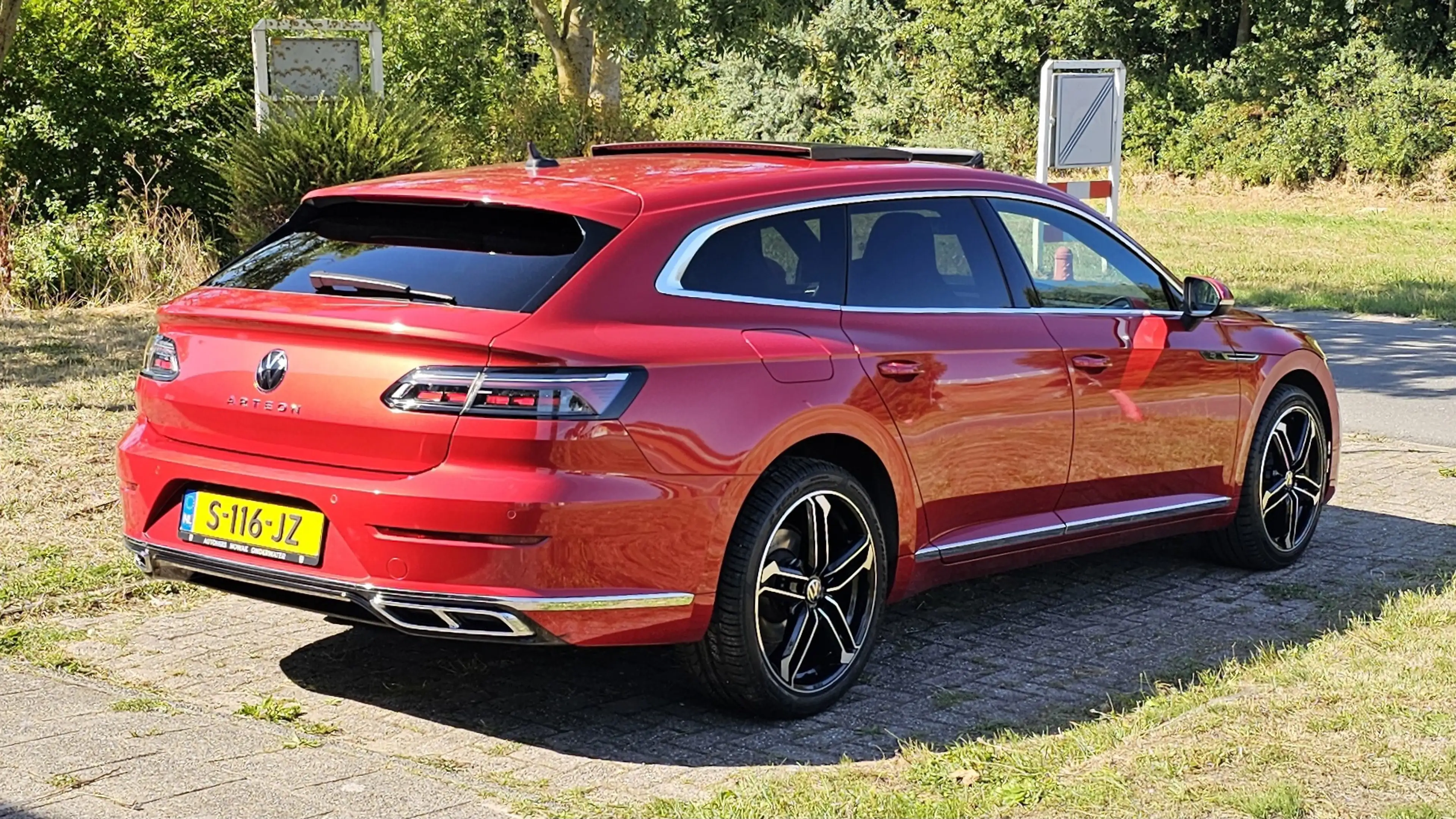 Volkswagen Arteon Shooting Brake 1.4 TSI eHybrid R-Line Business — photo 9