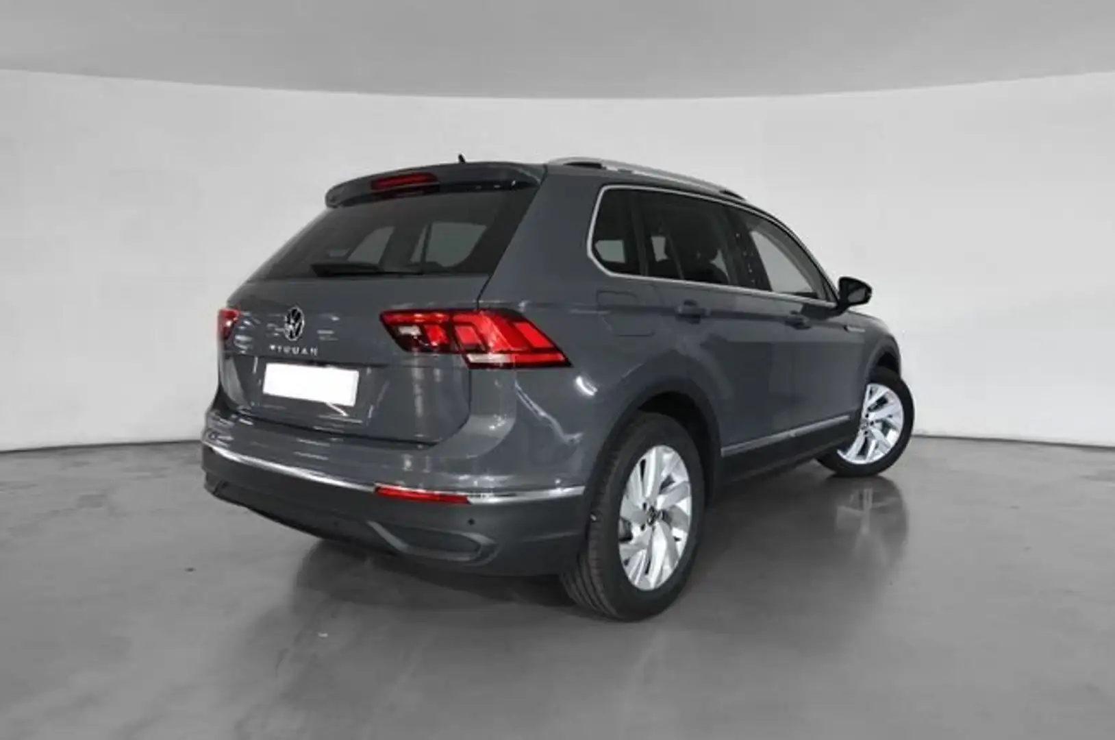 Volkswagen Tiguan Nuevo Connect 1.5 TSI SG6 96 kW (130 CV) (AX13AX1 Gris - 2