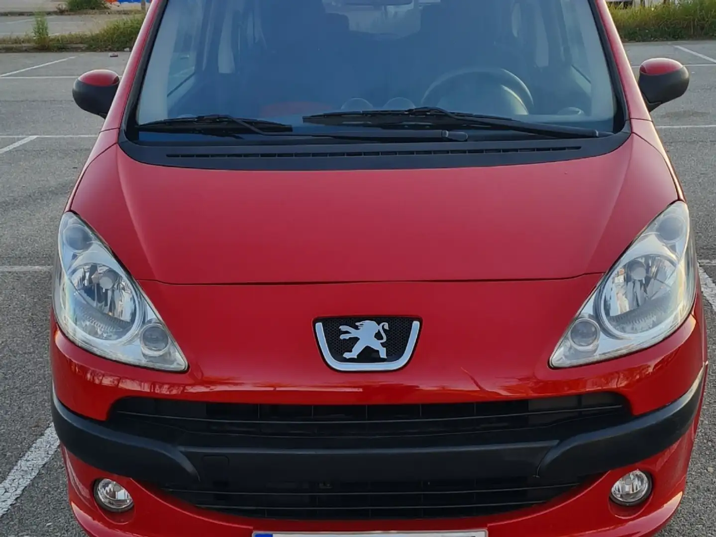 Peugeot 1007 1.6 Dolce 2 Tronic Rouge - 2