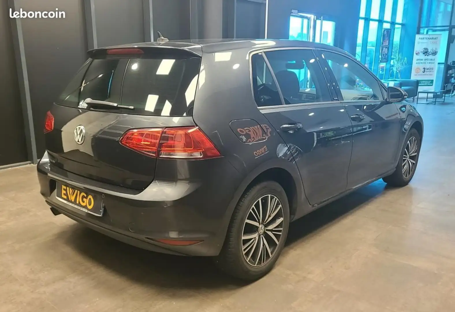 Volkswagen Golf 1.2 TSI 110 BLUEMOTION ALLSTAR Gris - 2