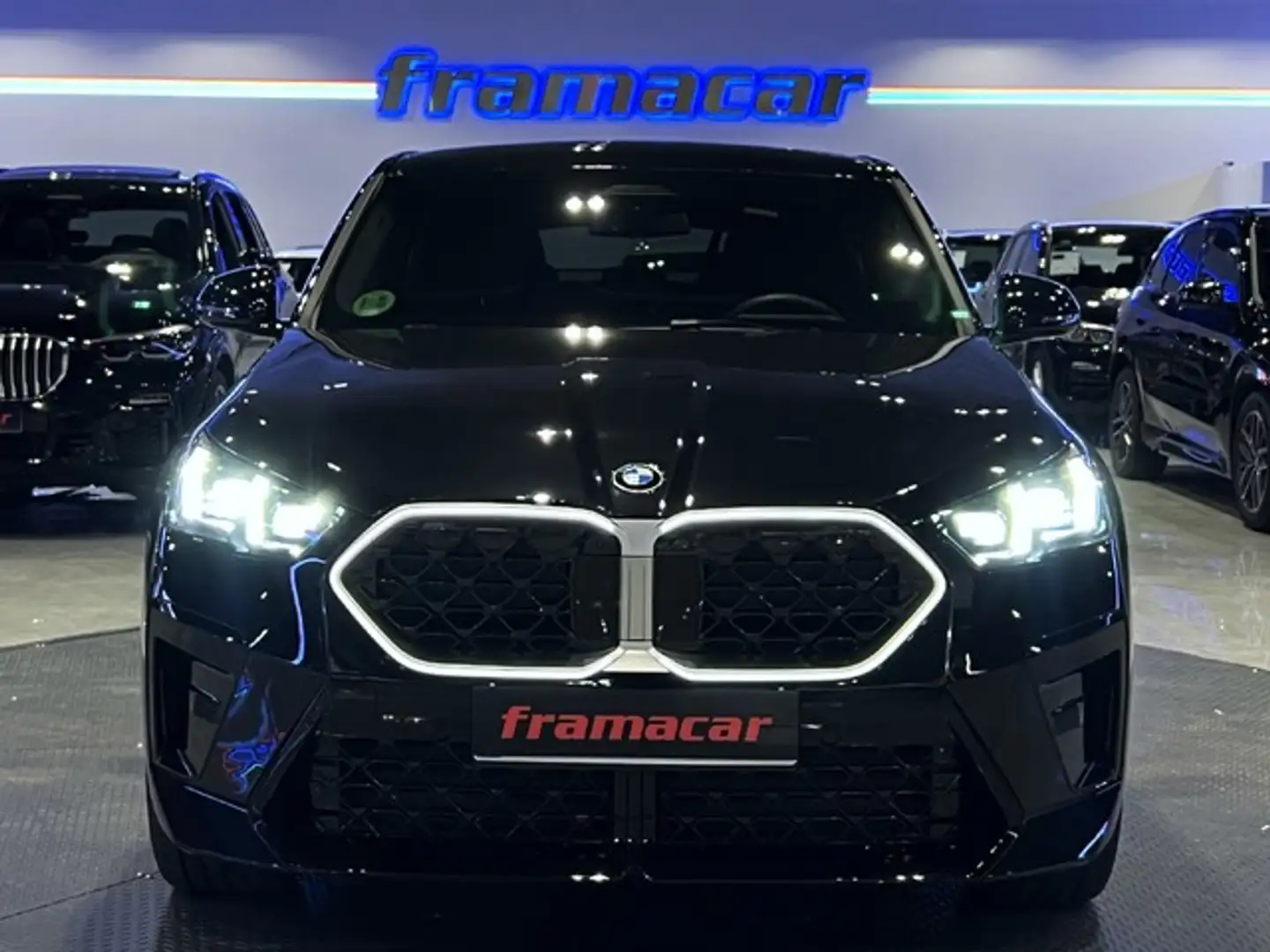 BMW X2 sDrive 18dA Negro - 2
