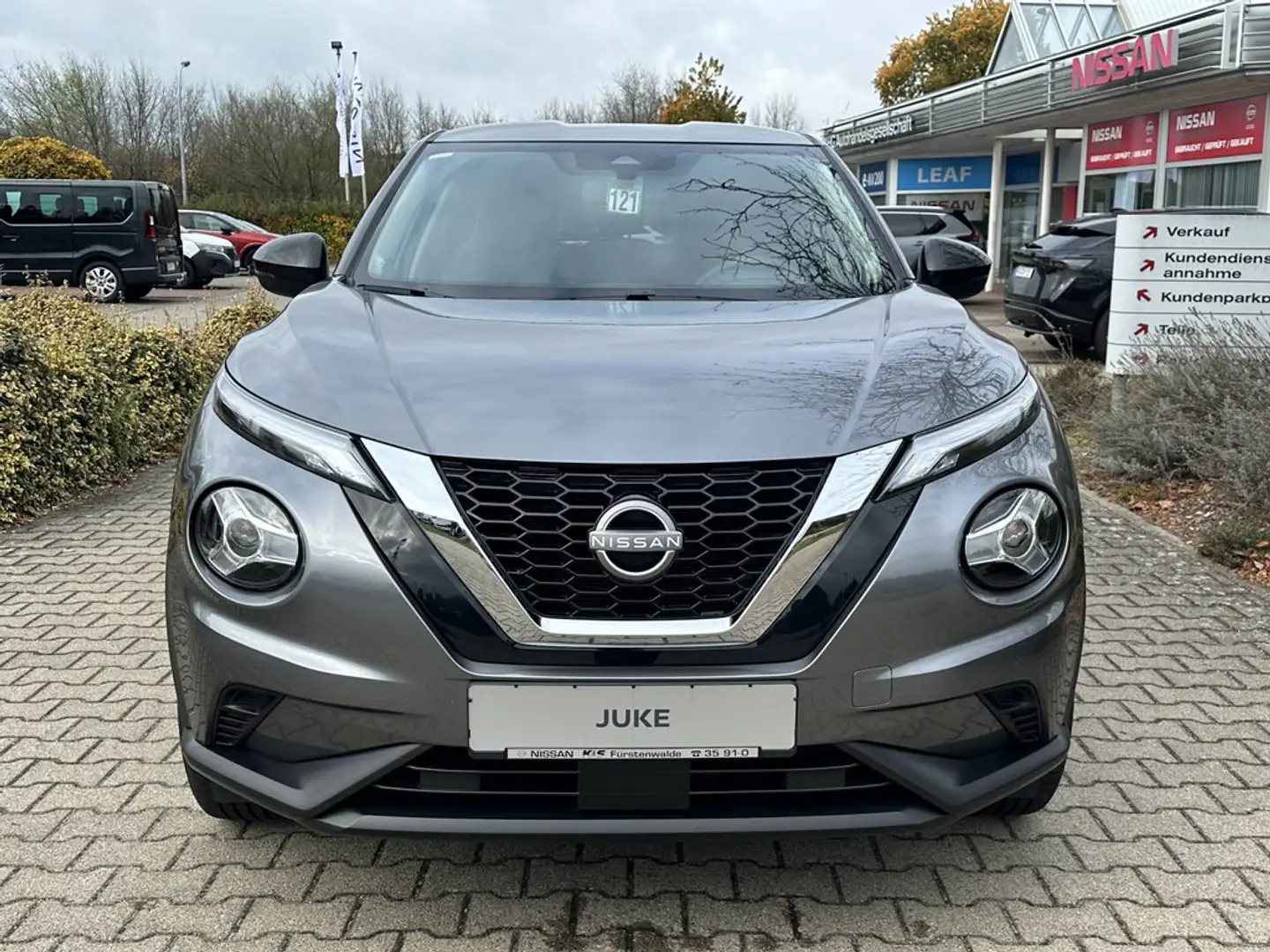 Nissan Juke 1.0 DIG-T 114 PS 6MT N-STYLE Grau - 2