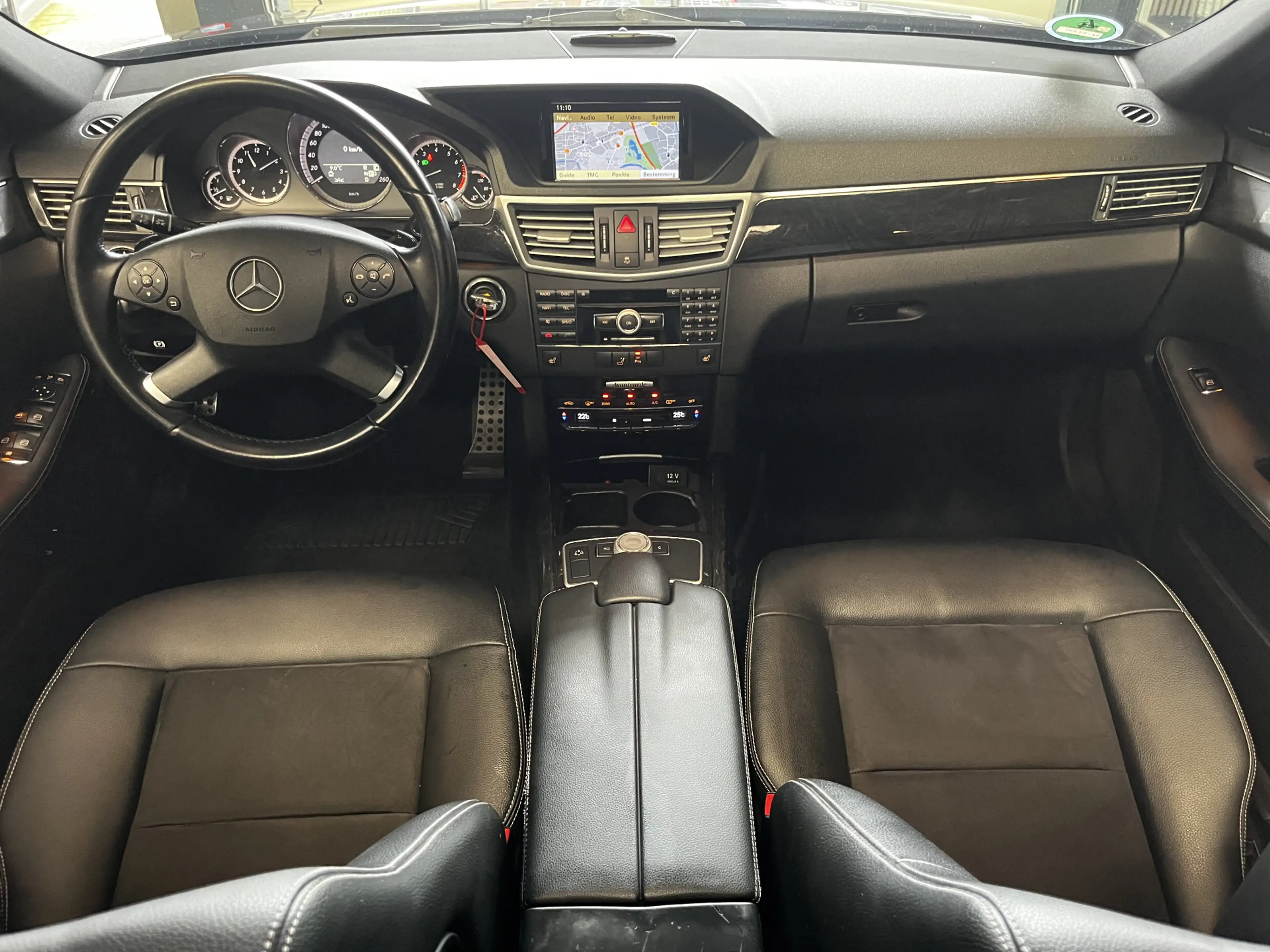 Mercedes-Benz E 350 Estate CGI Cruise, Navi, Panorama dak — photo 22