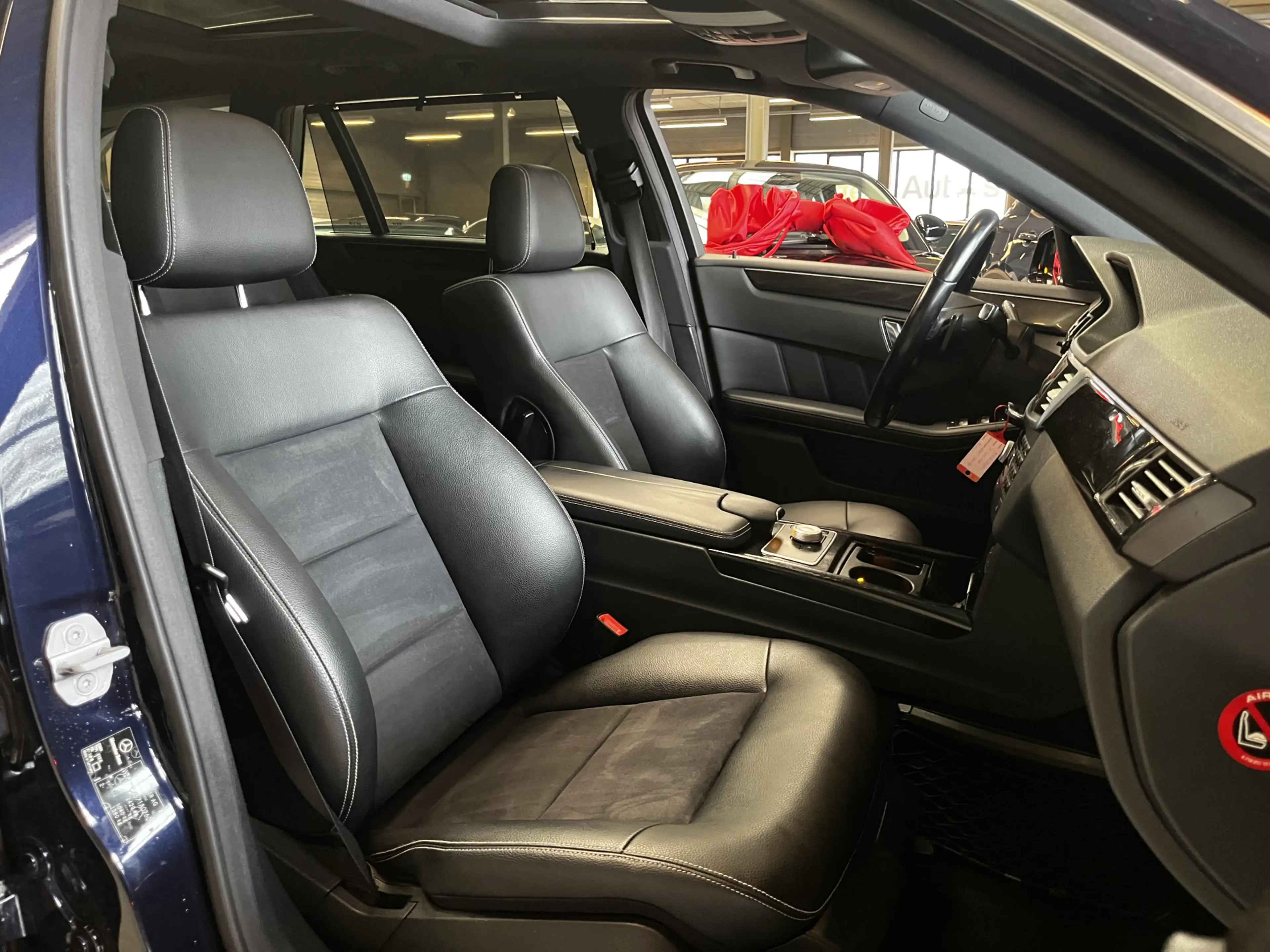 Mercedes-Benz E 350 Estate CGI Cruise, Navi, Panorama dak — photo 21