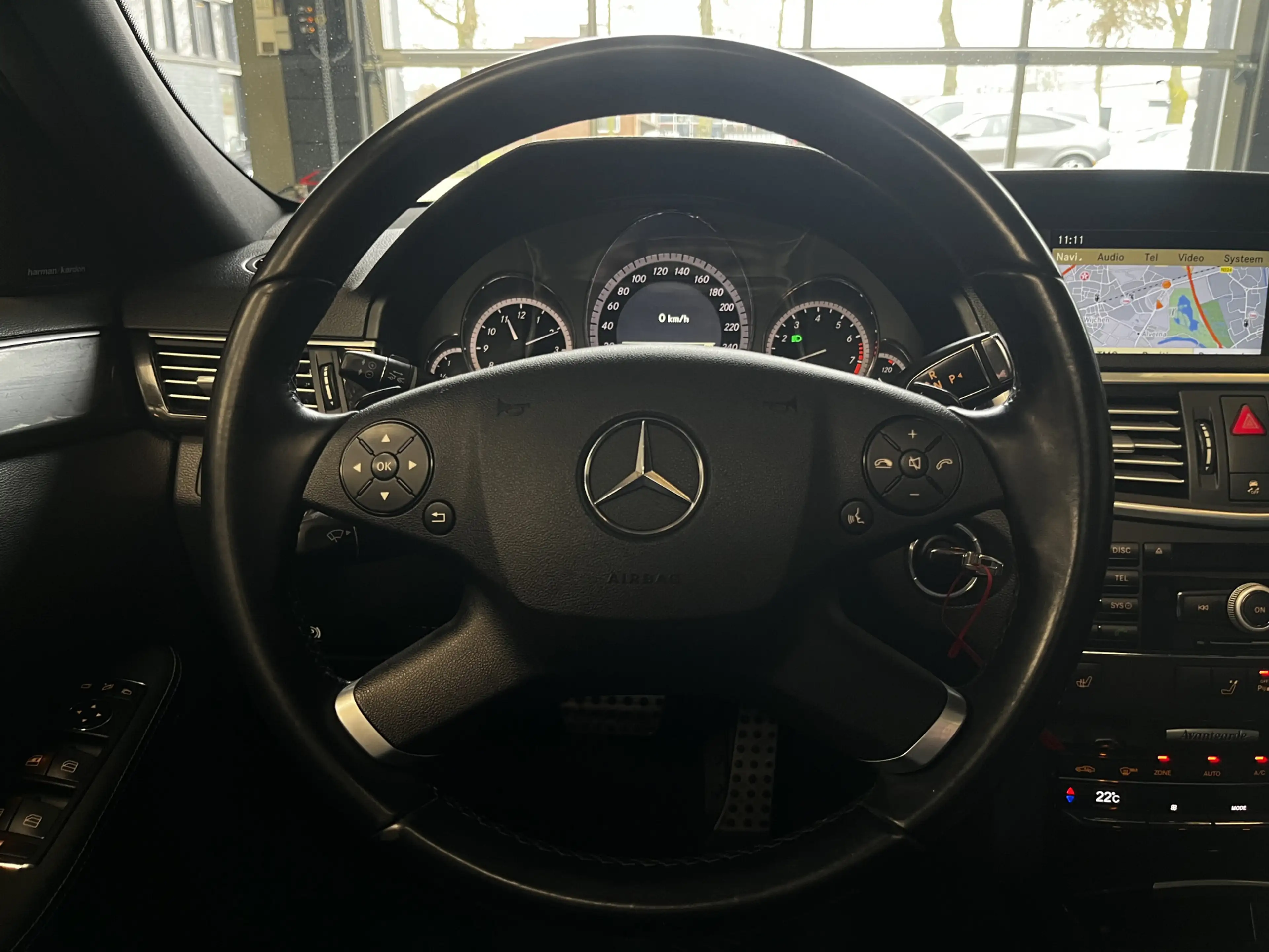 Mercedes-Benz E 350 Estate CGI Cruise, Navi, Panorama dak — photo 23