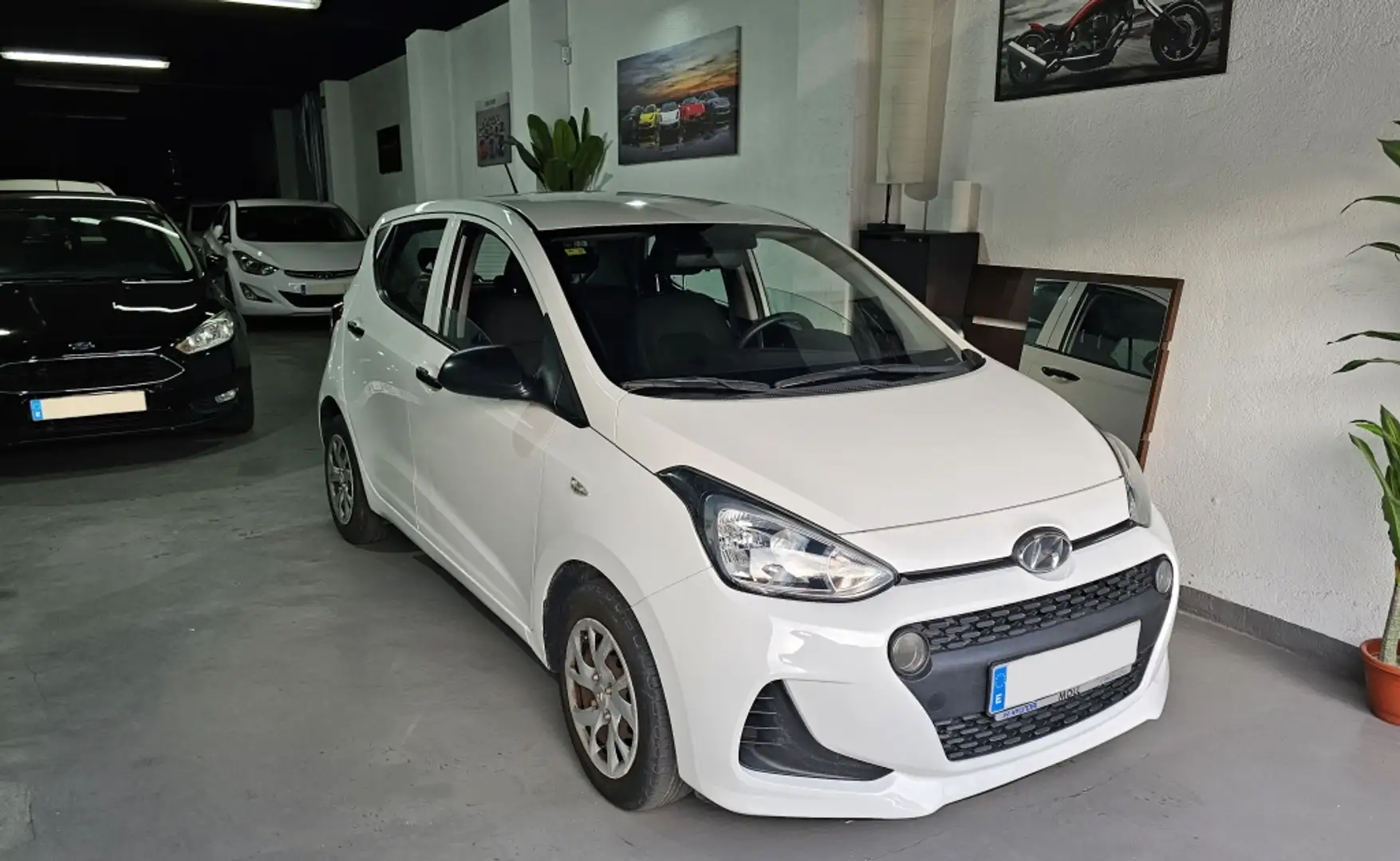 Hyundai i10 1.0 Klass Blanco - 1