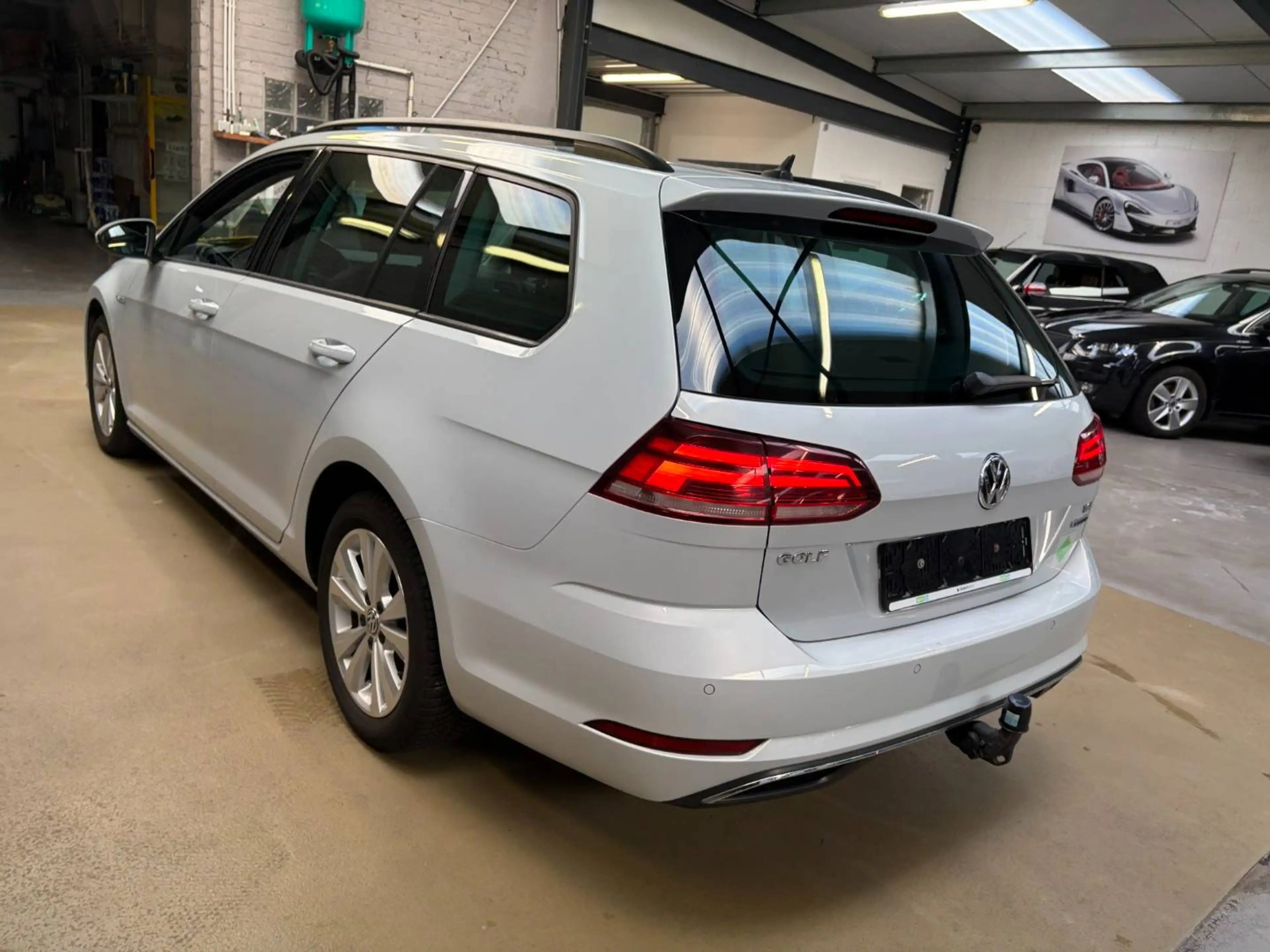 Volkswagen Golf Variant Golf SW 1.4 TGI Comfortline DSG — photo 2