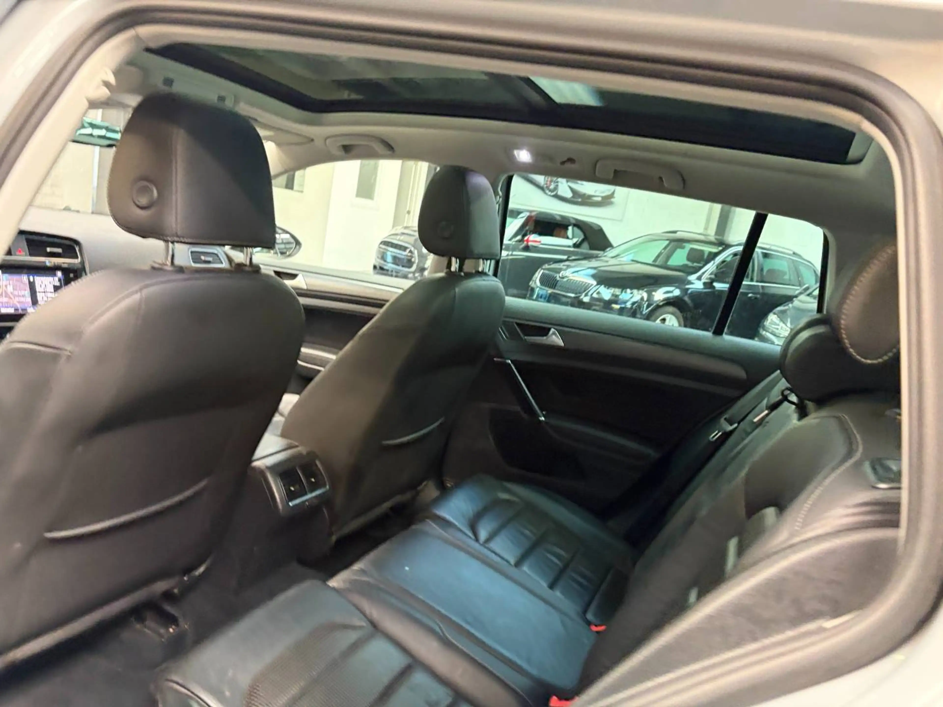 Volkswagen Golf Variant Golf SW 1.4 TGI Comfortline DSG — photo 15