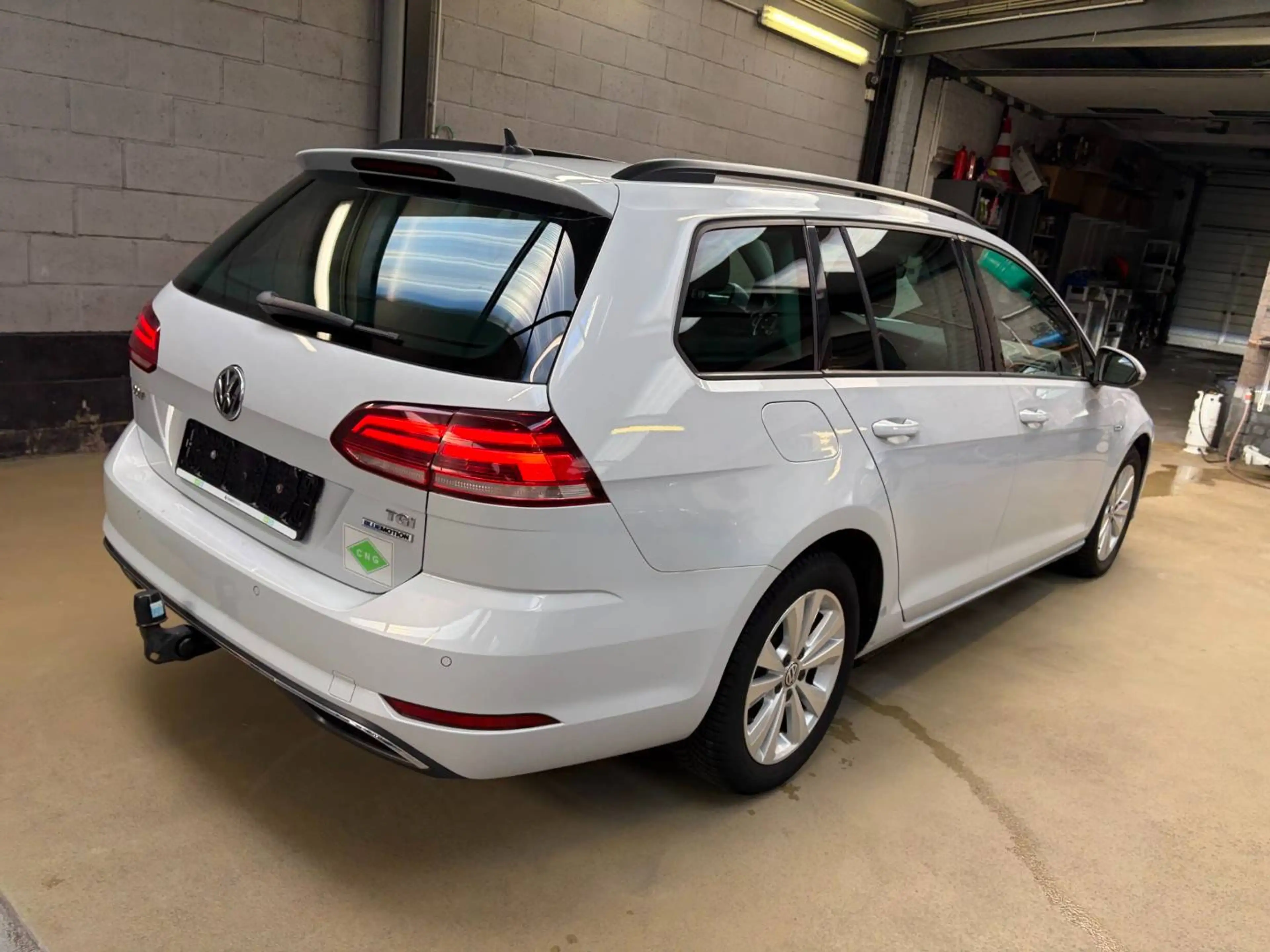 Volkswagen Golf Variant Golf SW 1.4 TGI Comfortline DSG — photo 4