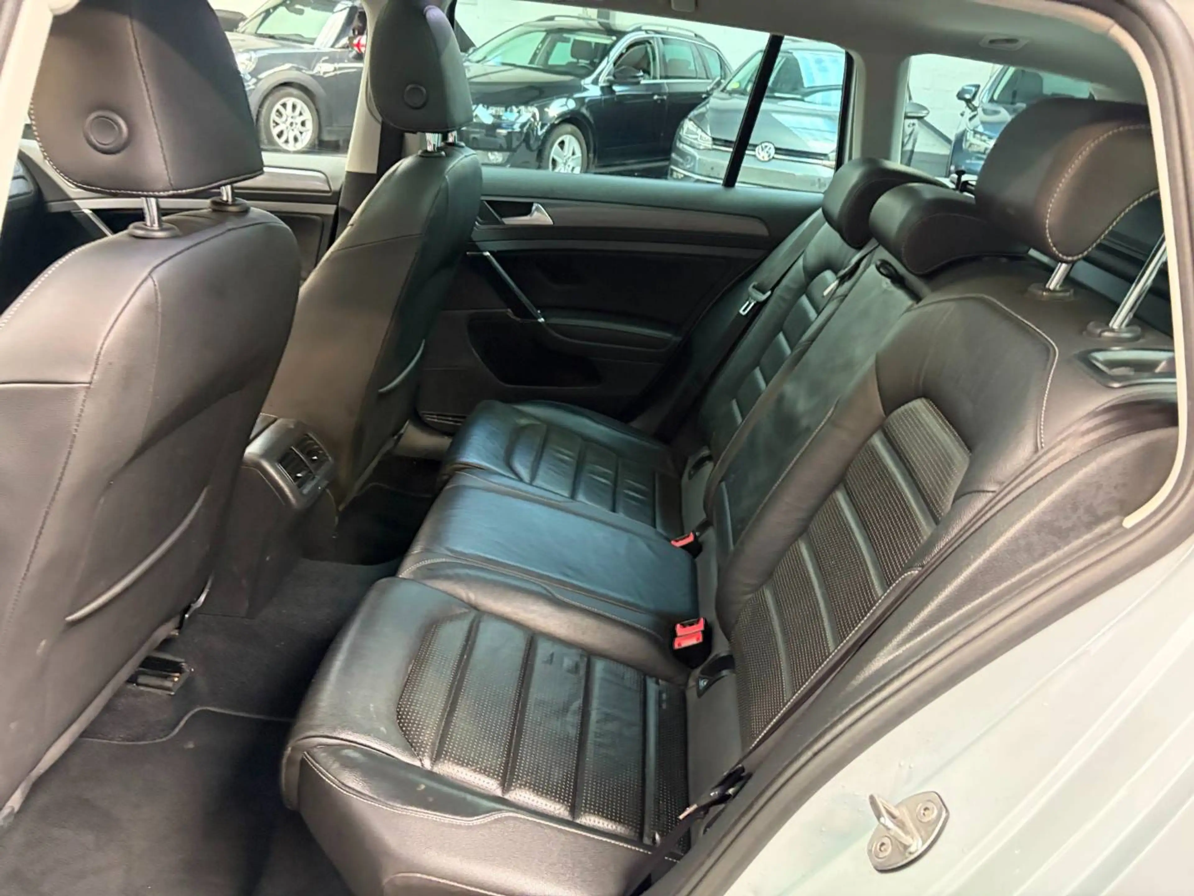 Volkswagen Golf Variant Golf SW 1.4 TGI Comfortline DSG — photo 14