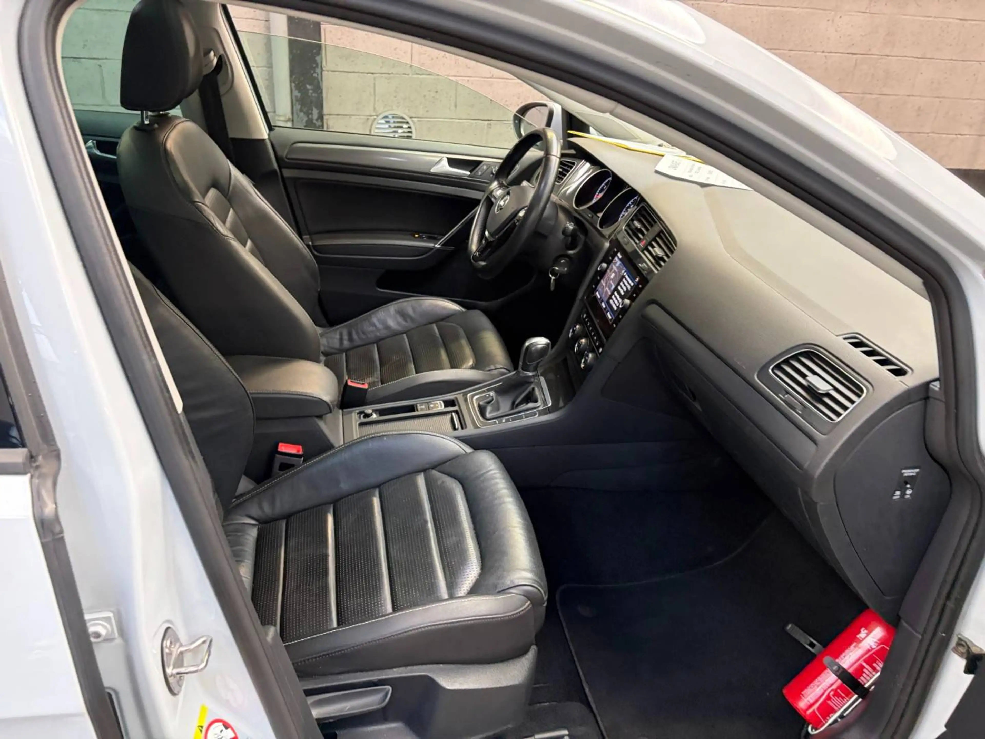 Volkswagen Golf Variant Golf SW 1.4 TGI Comfortline DSG — photo 13