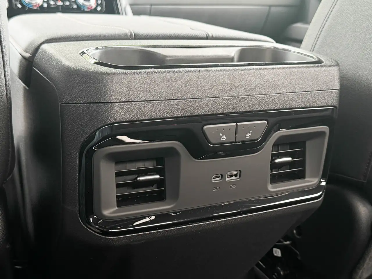 GMC Sierra 1500 photo GMC Sierra 1500