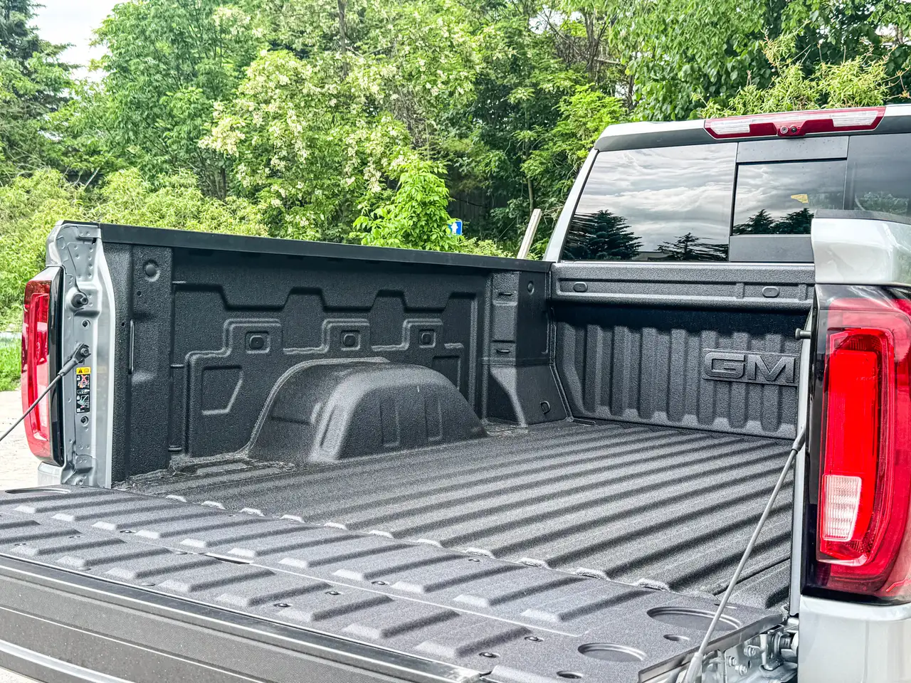 GMC Sierra 1500 photo GMC Sierra 1500