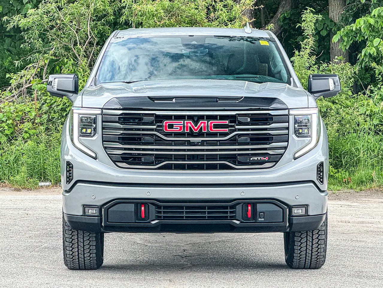 GMC Sierra 1500 photo GMC Sierra 1500