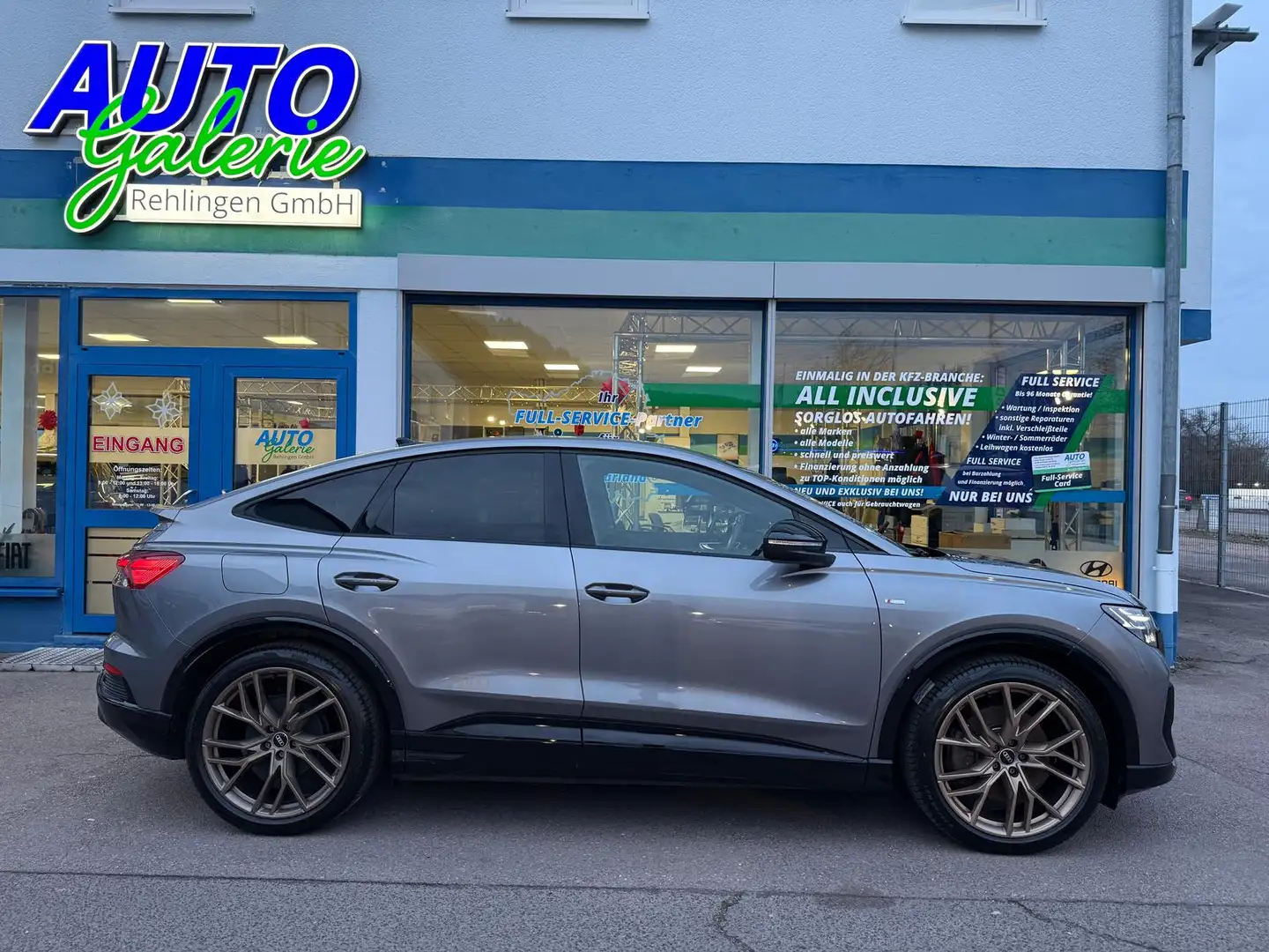 Audi Q4 e-tron Q4 e-tron Sportback 50 e-tron quattro Grau - 1