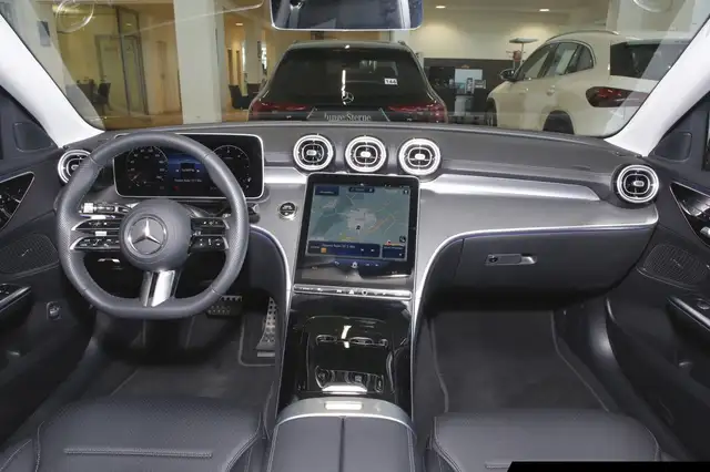 Mercedes-Benz C-Class view 10